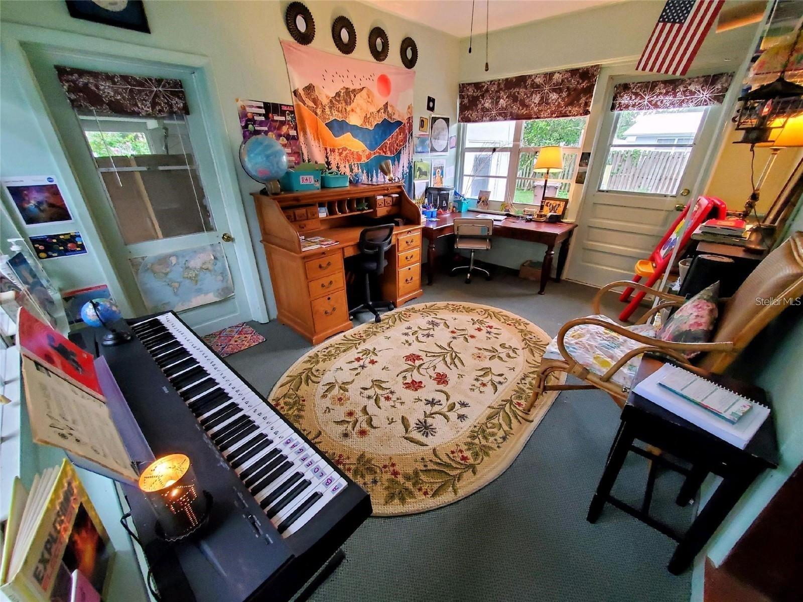 308 NE 10TH AVE, MULBERRY, FL, 33860