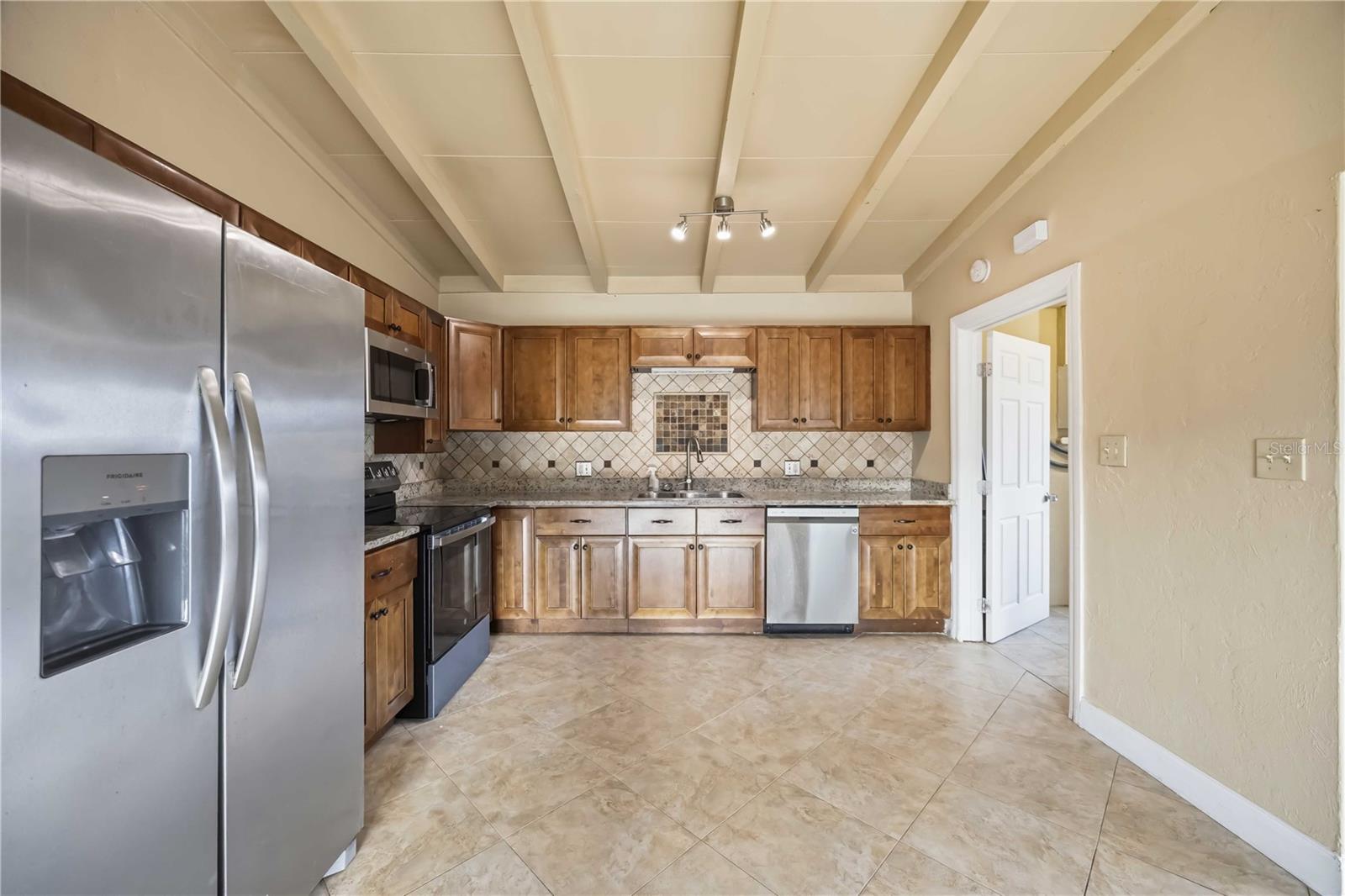 2715 INGOT PL, SARASOTA, FL, 34235