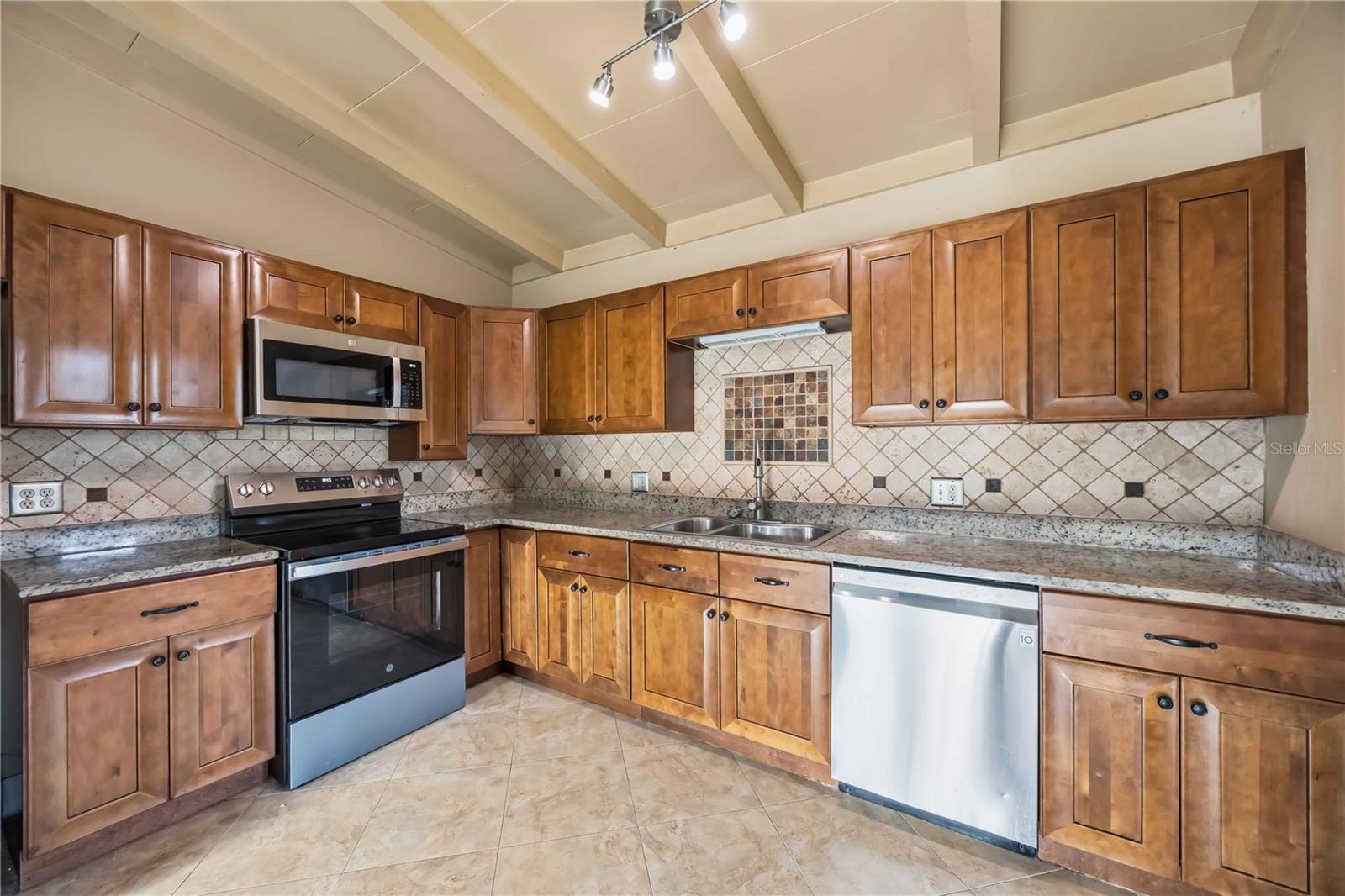 2715 INGOT PL, SARASOTA, FL, 34235