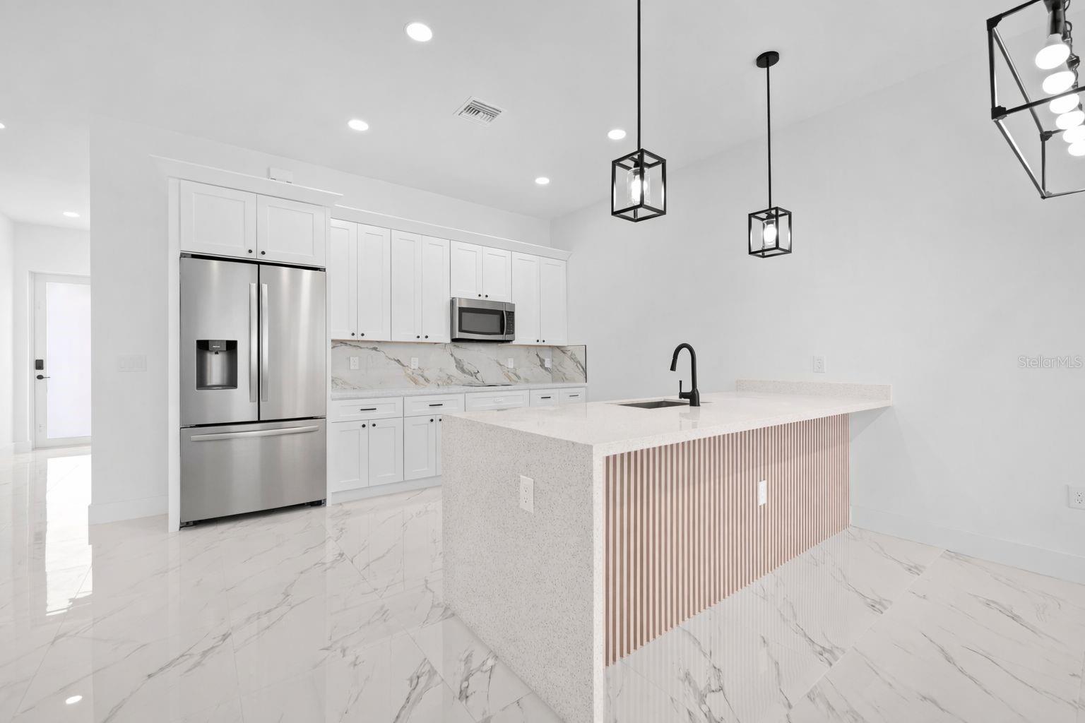 1024/1026 DIPLOMAT PKWY E #26, CAPE CORAL, FL, 33909