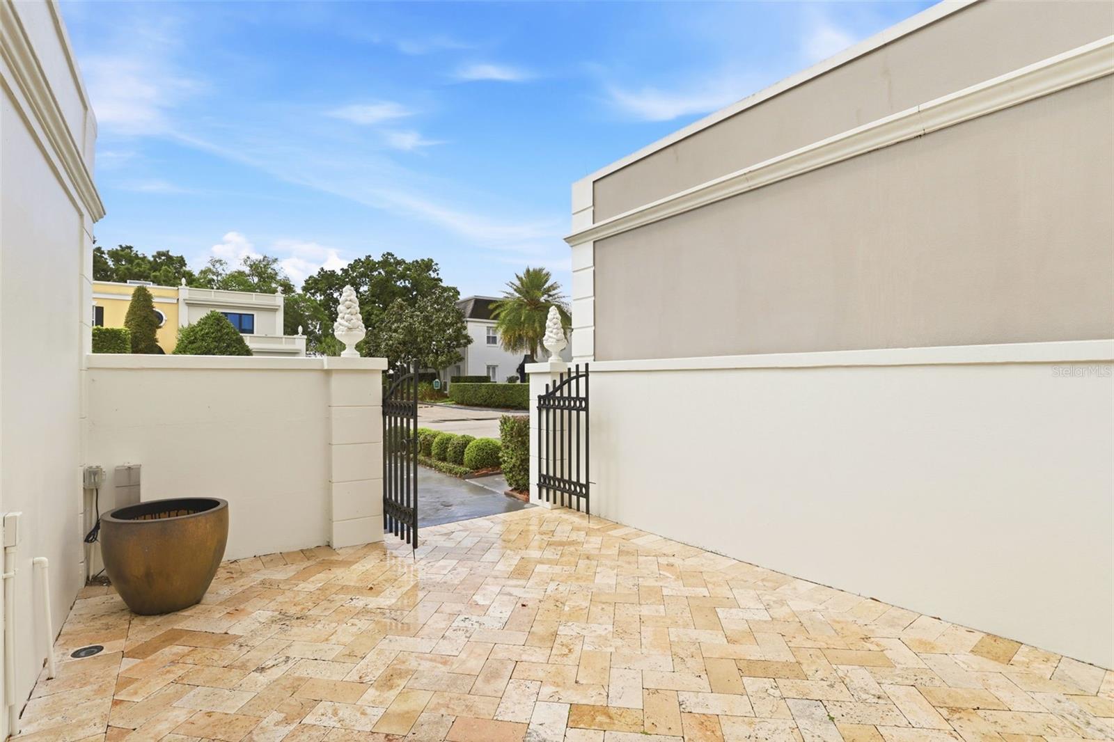 2009 COUNTRYSIDE CIR S, ORLANDO, FL, 32804