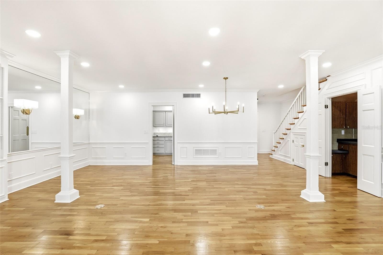 2009 COUNTRYSIDE CIR S, ORLANDO, FL, 32804