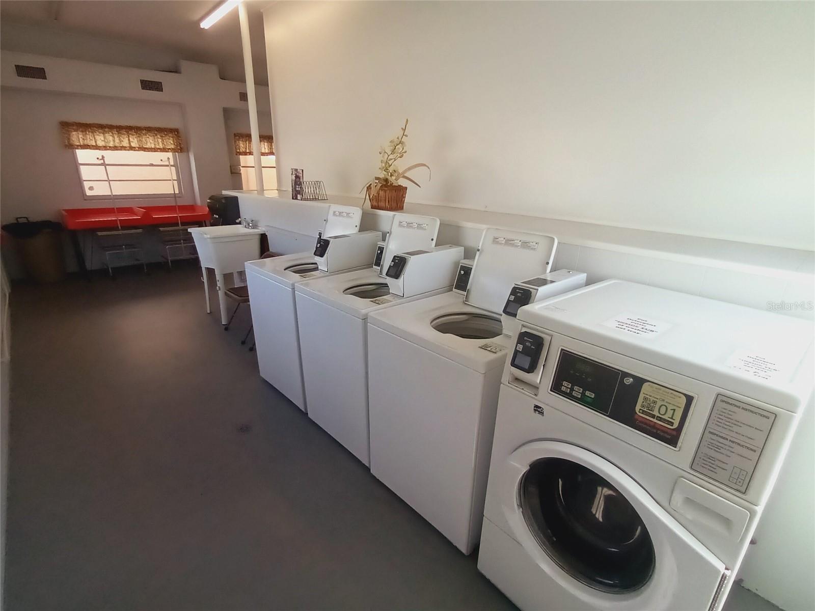 4913 OAKLAND HILLS AVE, SARASOTA, FL, 34234