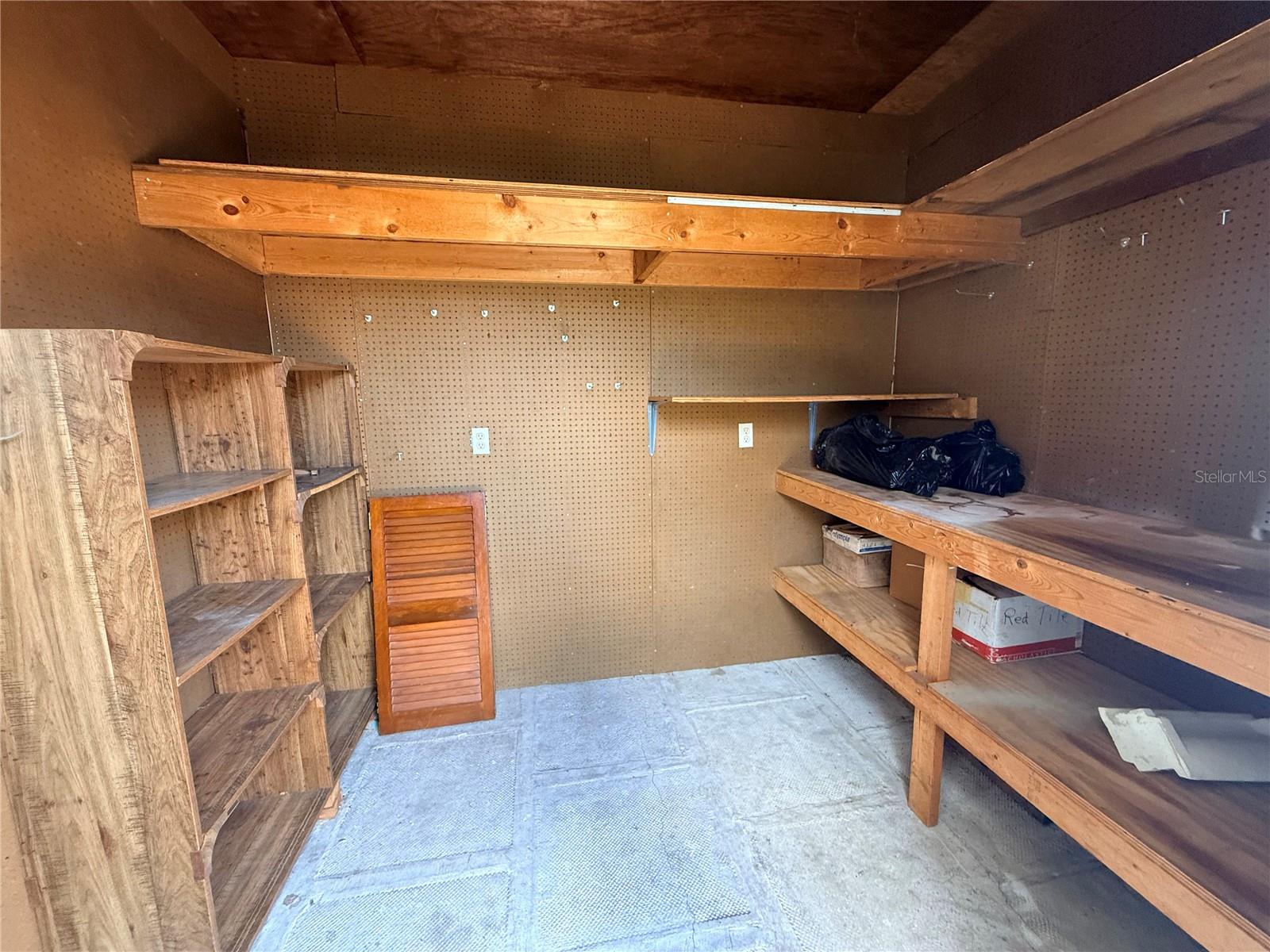 960 WEDGEWOOD DR SE, WINTER HAVEN, FL, 33880