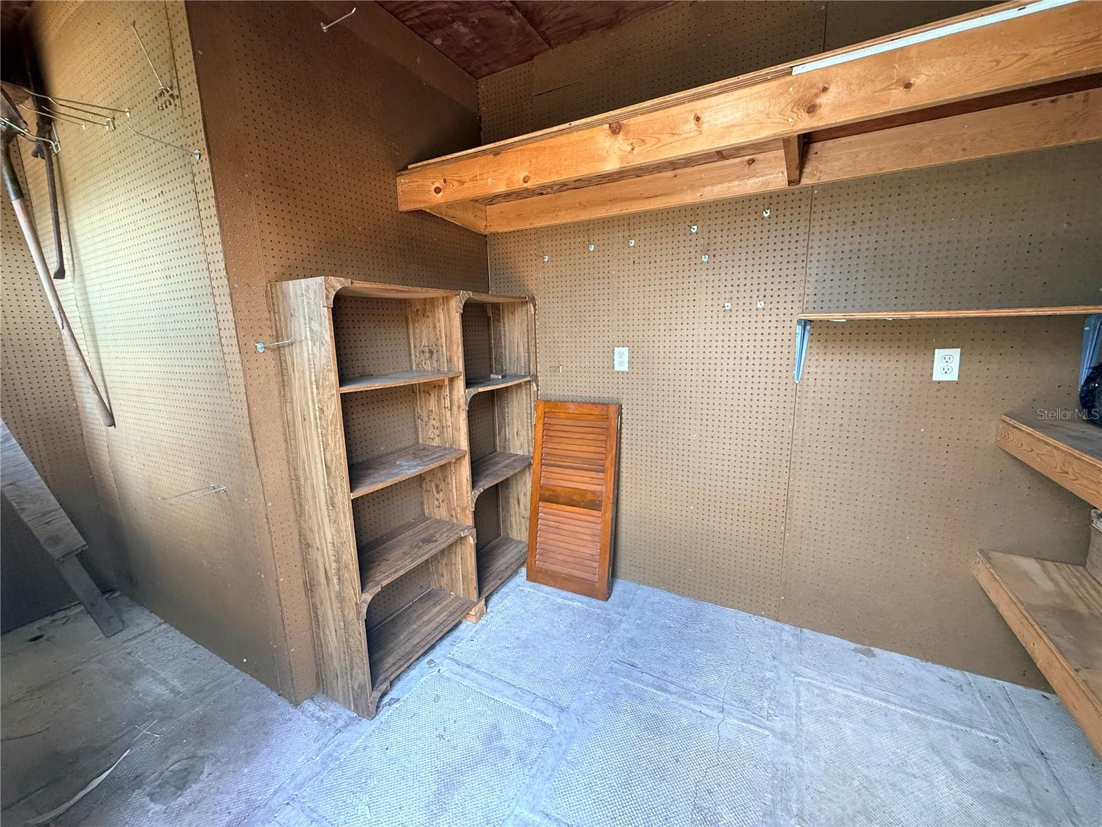 960 WEDGEWOOD DR SE, WINTER HAVEN, FL, 33880