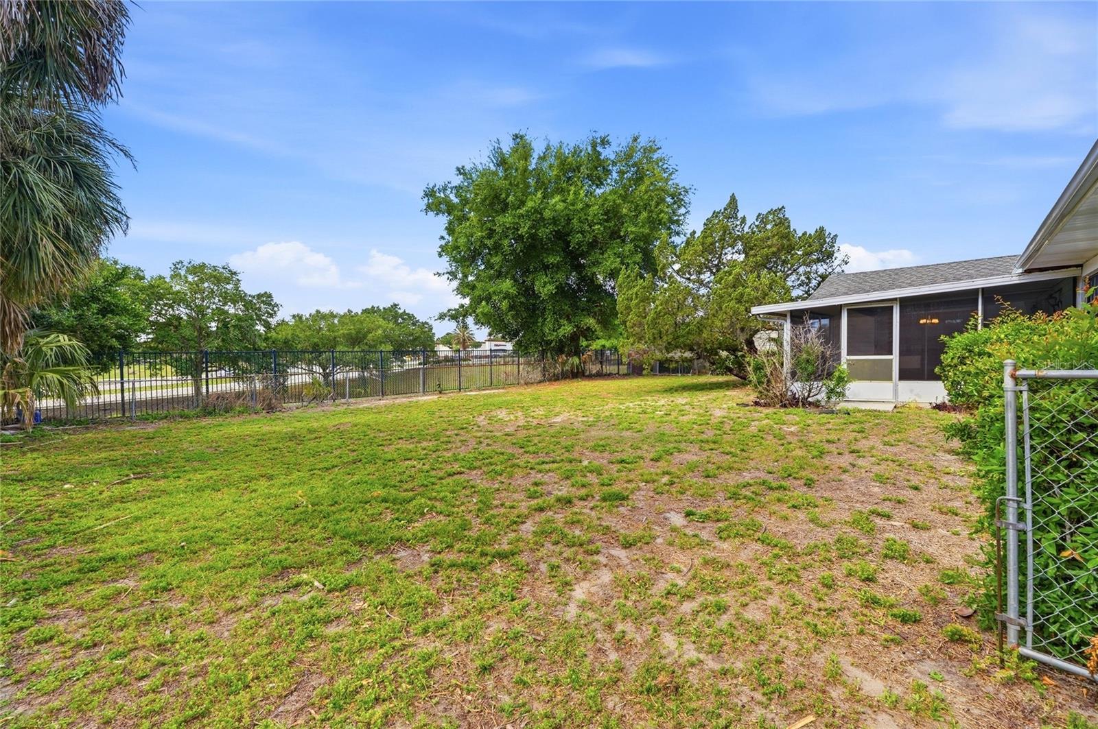 960 WEDGEWOOD DR SE, WINTER HAVEN, FL, 33880