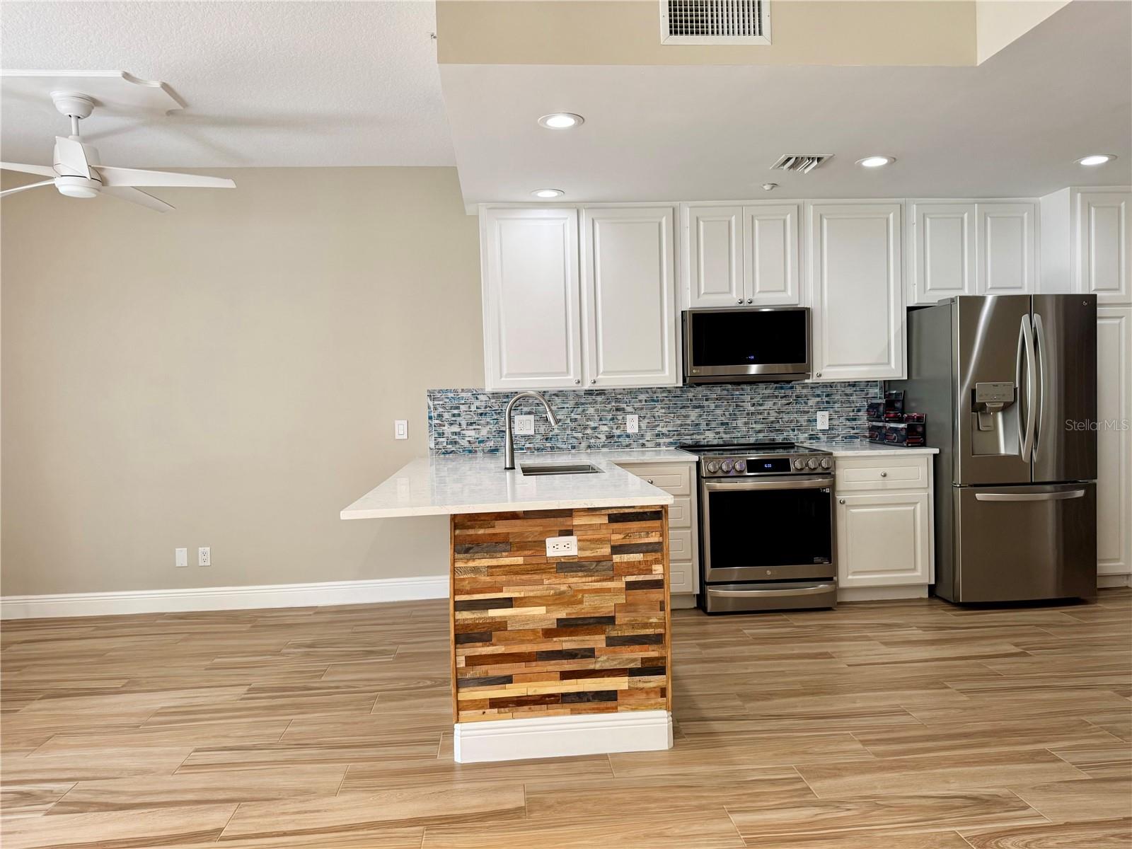 9317 NORTHLAKE PKWY, ORLANDO, FL, 32827