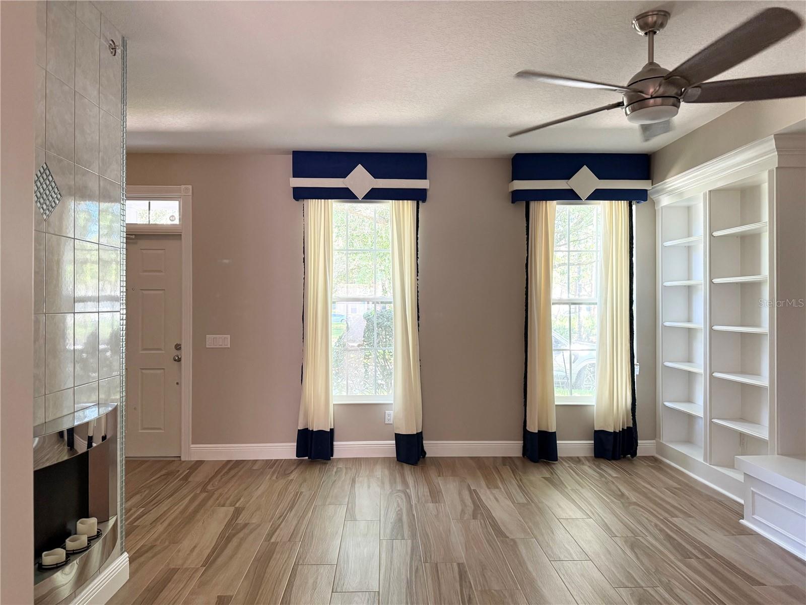 9317 NORTHLAKE PKWY, ORLANDO, FL, 32827