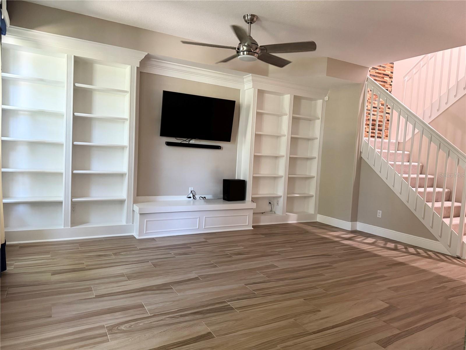 9317 NORTHLAKE PKWY, ORLANDO, FL, 32827