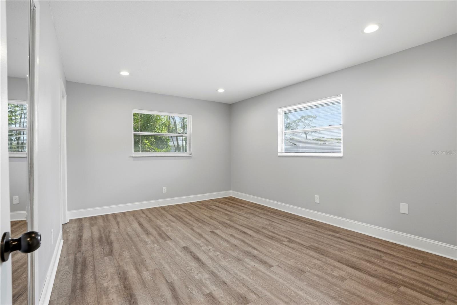 6460 33RD AVE N, ST PETERSBURG, FL, 33710