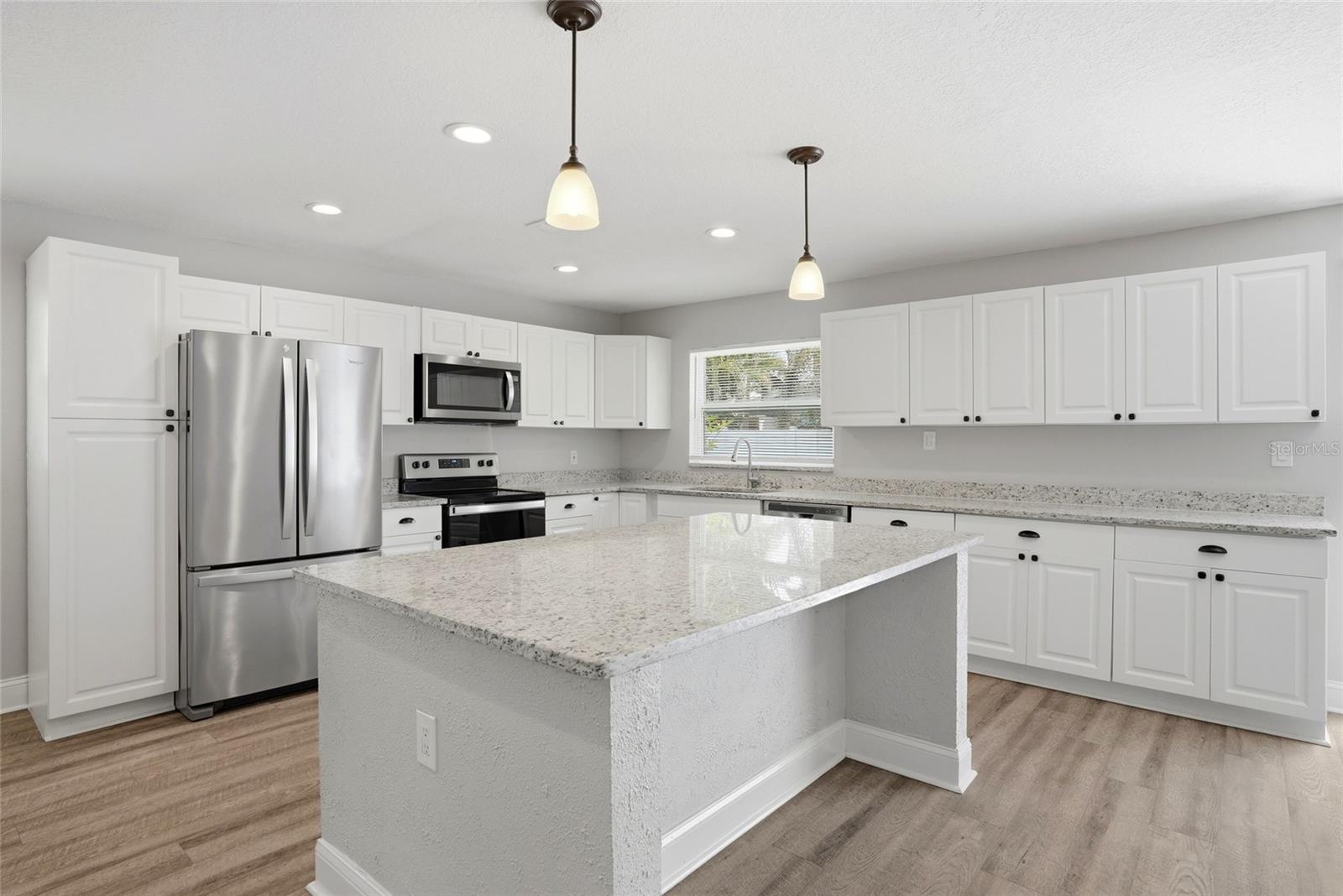 6460 33RD AVE N, ST PETERSBURG, FL, 33710