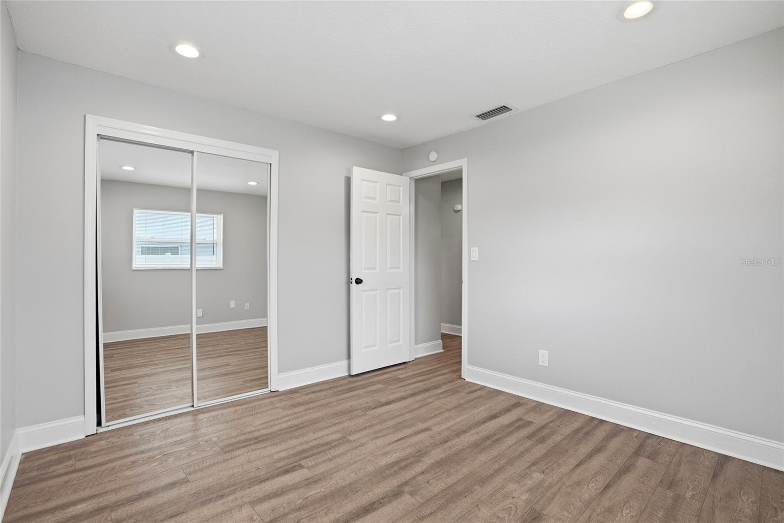 6460 33RD AVE N, ST PETERSBURG, FL, 33710