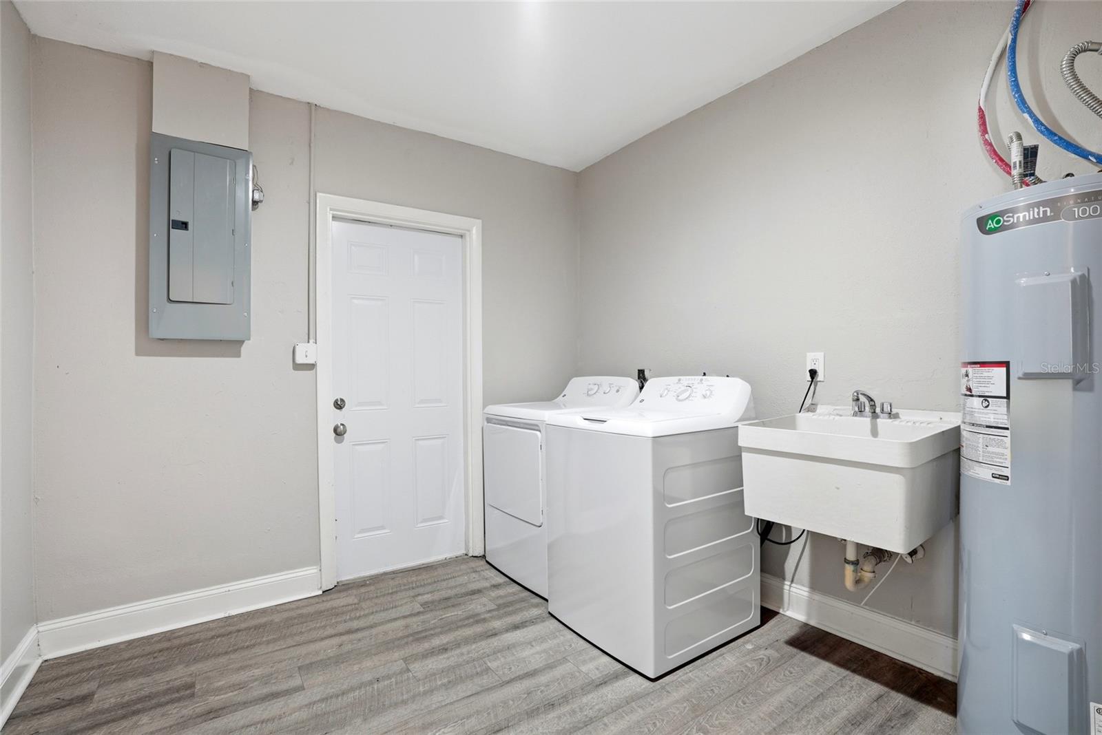 6460 33RD AVE N, ST PETERSBURG, FL, 33710