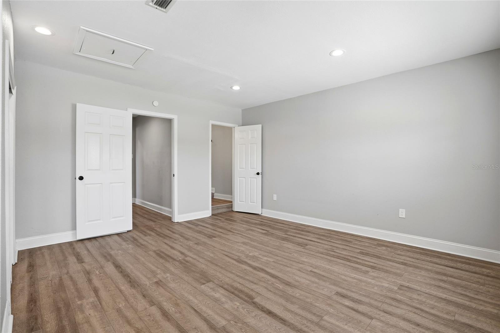 6460 33RD AVE N, ST PETERSBURG, FL, 33710