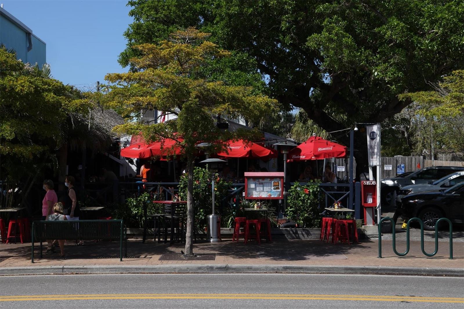 8657 PALMER PARK CIR, SARASOTA, FL, 34238