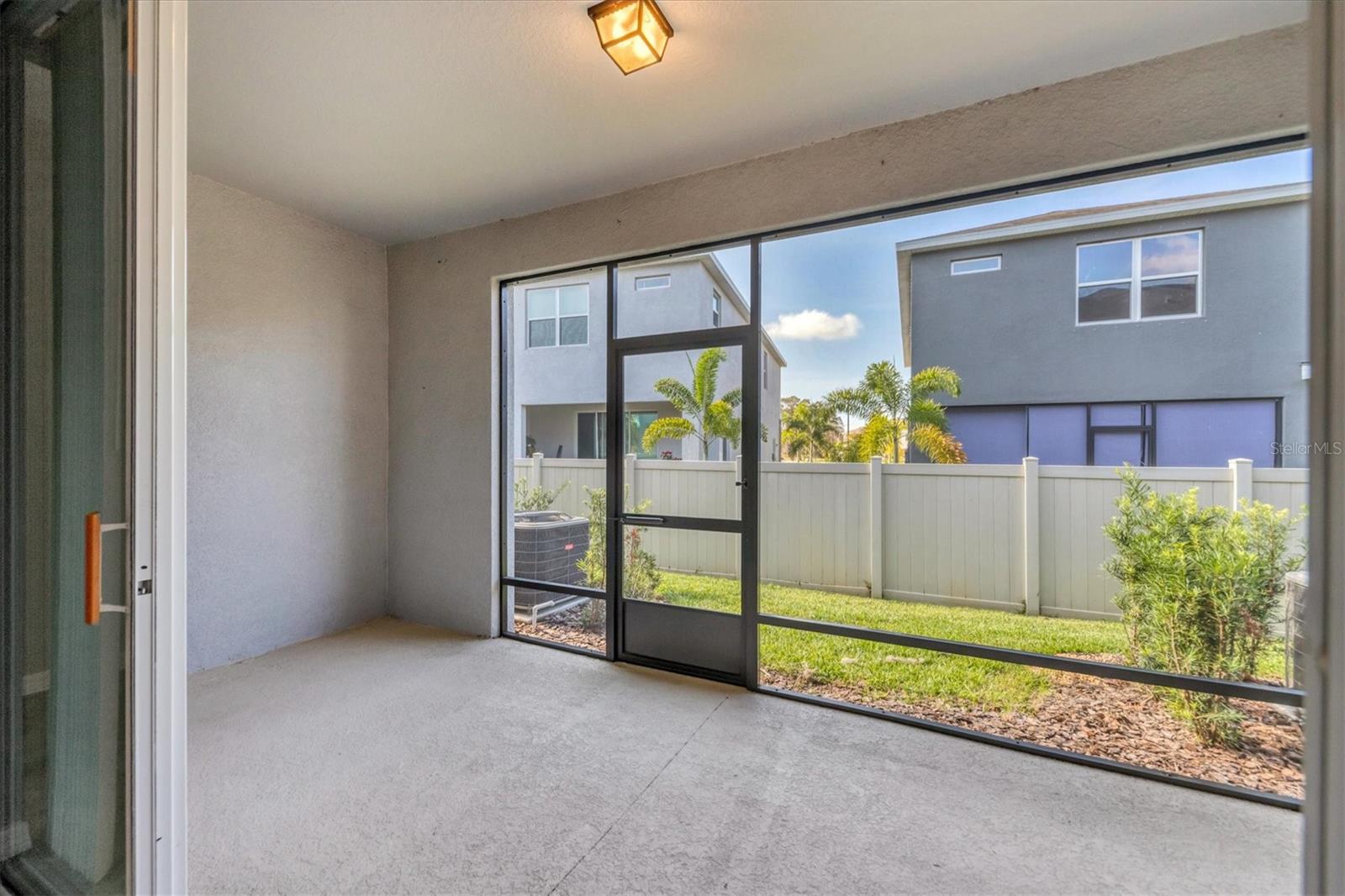 8657 PALMER PARK CIR, SARASOTA, FL, 34238