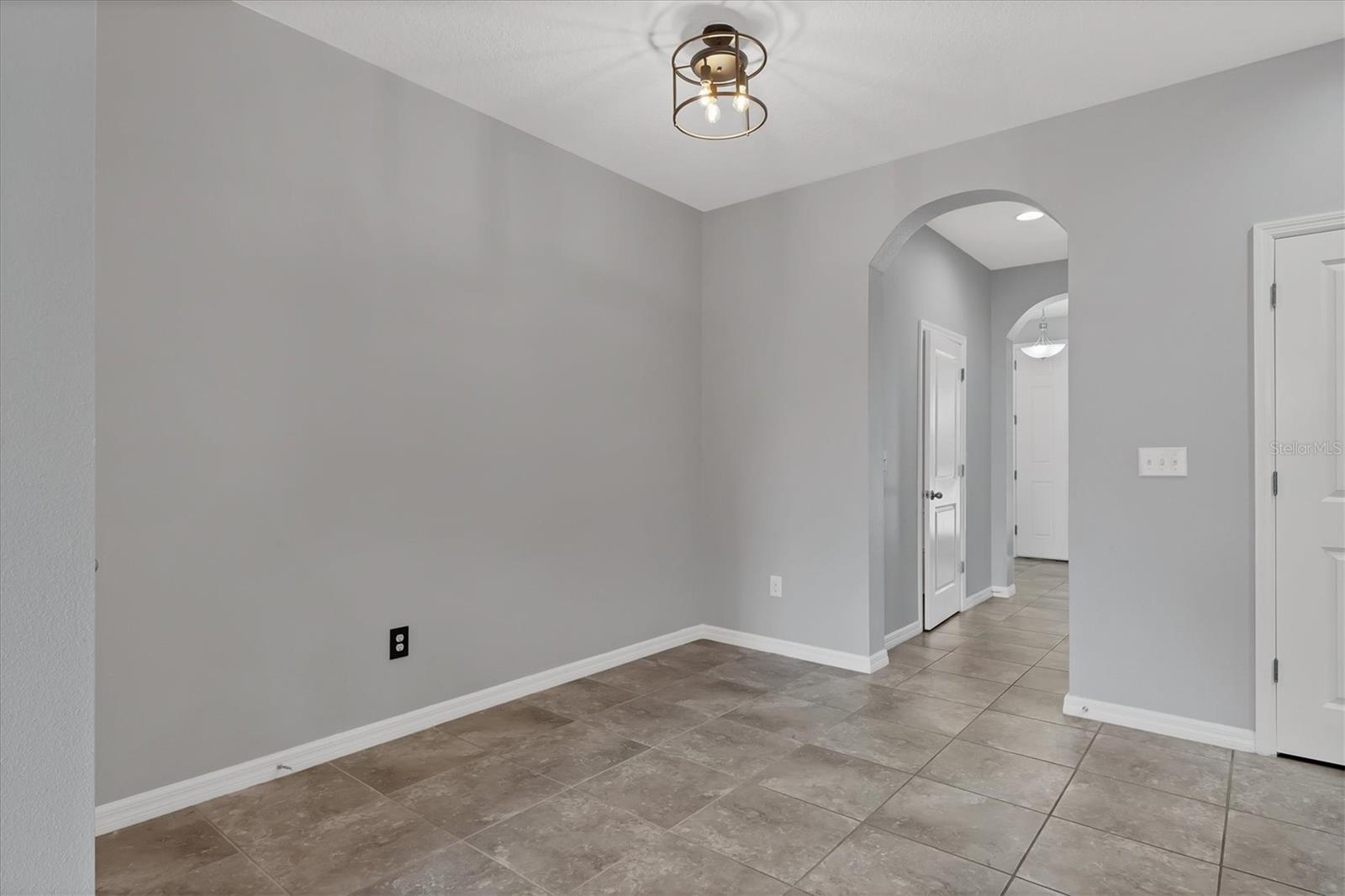 8657 PALMER PARK CIR, SARASOTA, FL, 34238