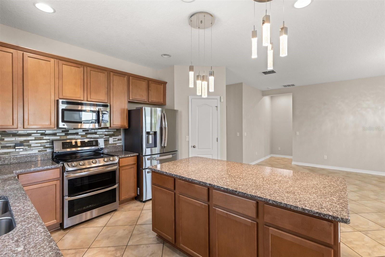 291 BLUE CYPRESS DR, GROVELAND, FL, 34736