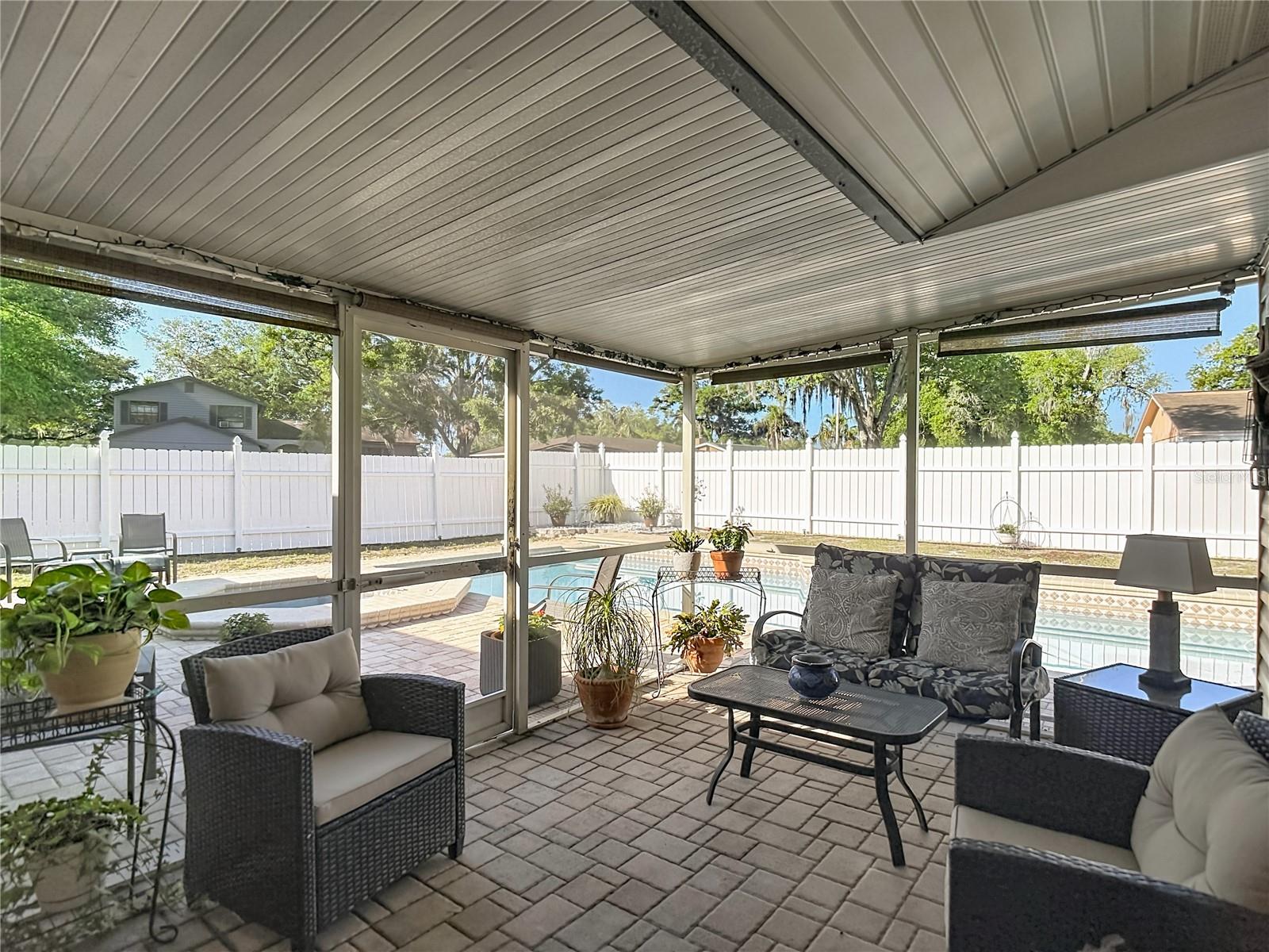 3729 SAND PEBBLE DR, VALRICO, FL, 33596