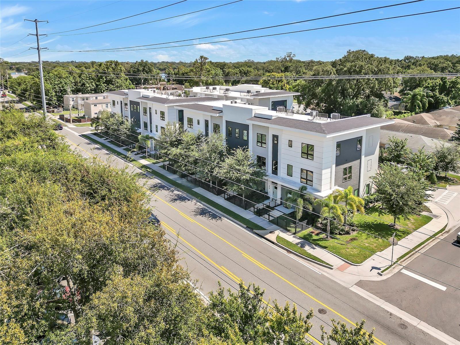 212 E PINELOCH AVE, ORLANDO, FL, 32806