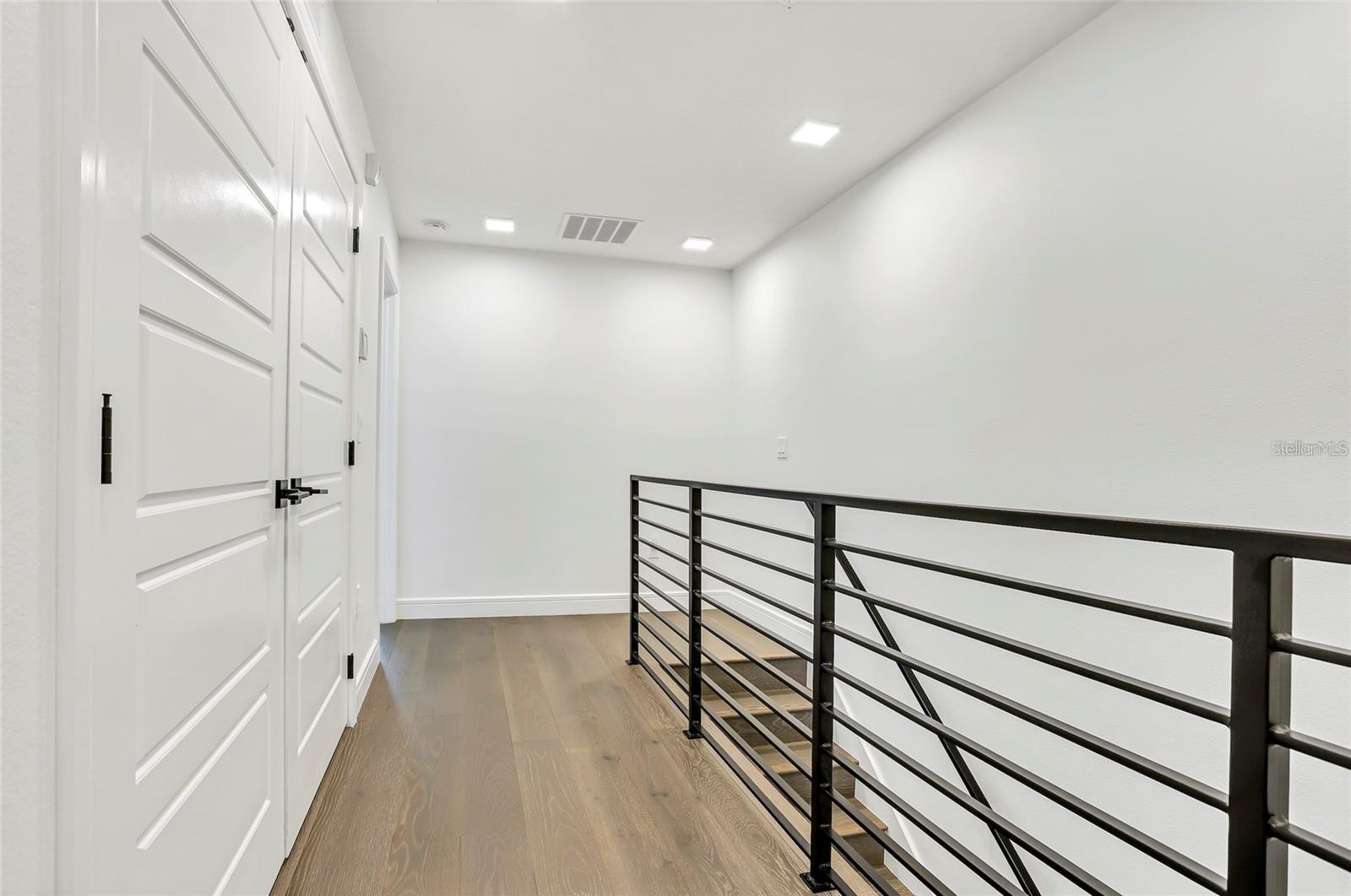 212 E PINELOCH AVE, ORLANDO, FL, 32806