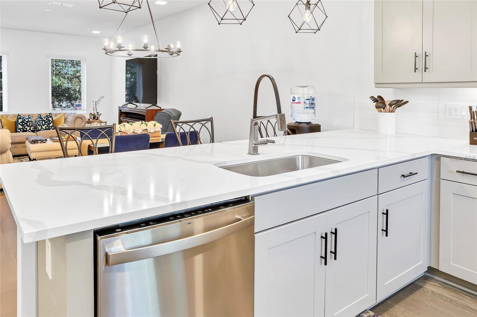 212 E PINELOCH AVE, ORLANDO, FL, 32806