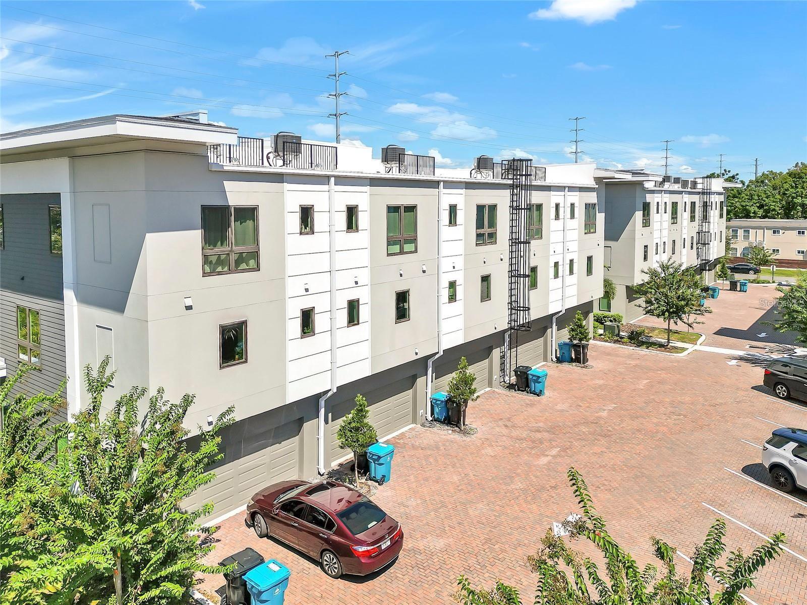 212 E PINELOCH AVE, ORLANDO, FL, 32806