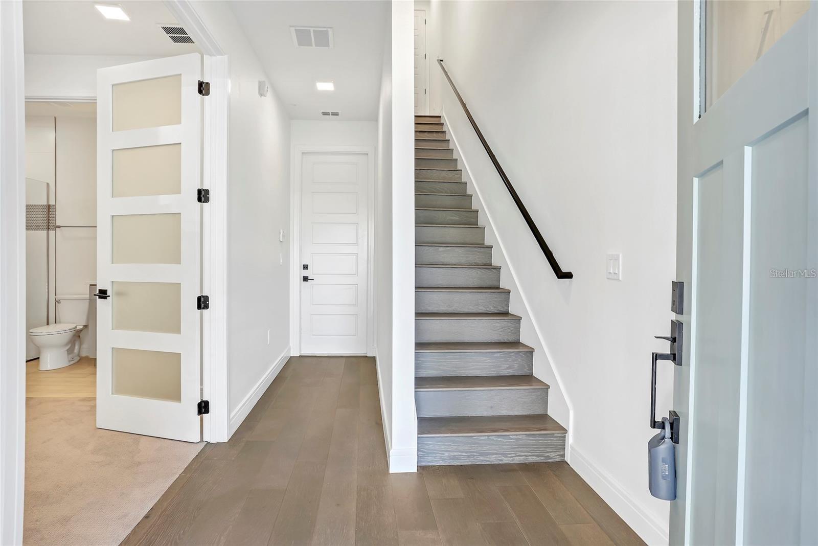 212 E PINELOCH AVE, ORLANDO, FL, 32806