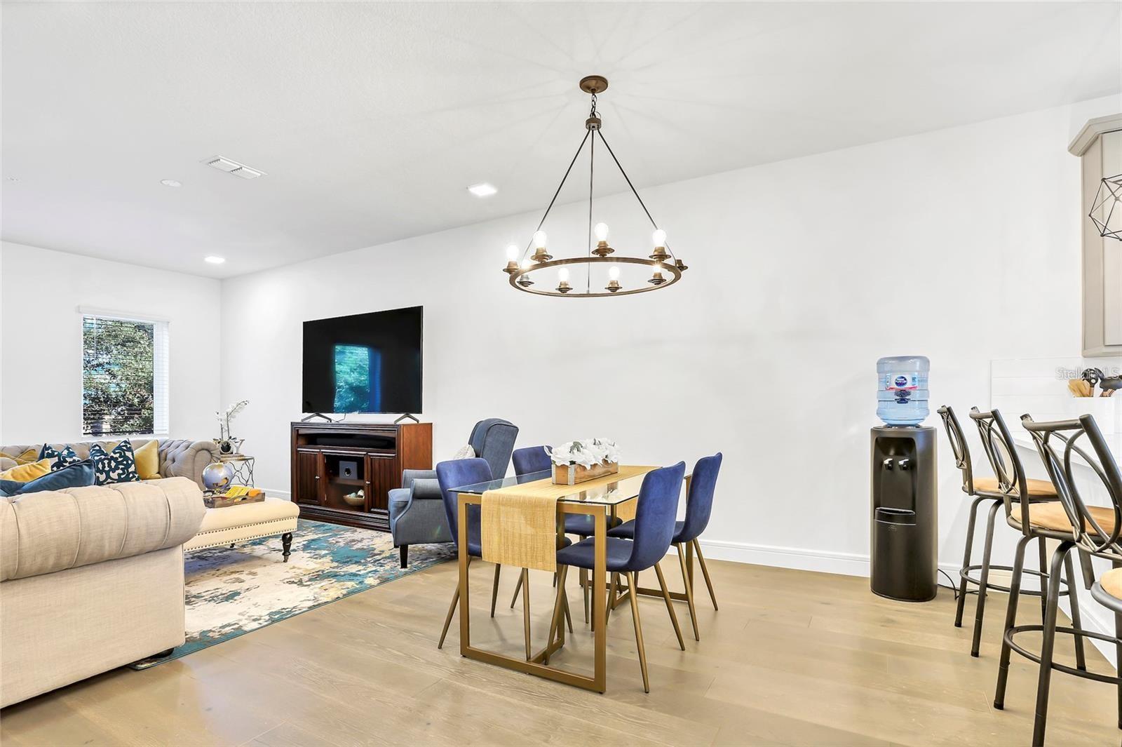 212 E PINELOCH AVE, ORLANDO, FL, 32806