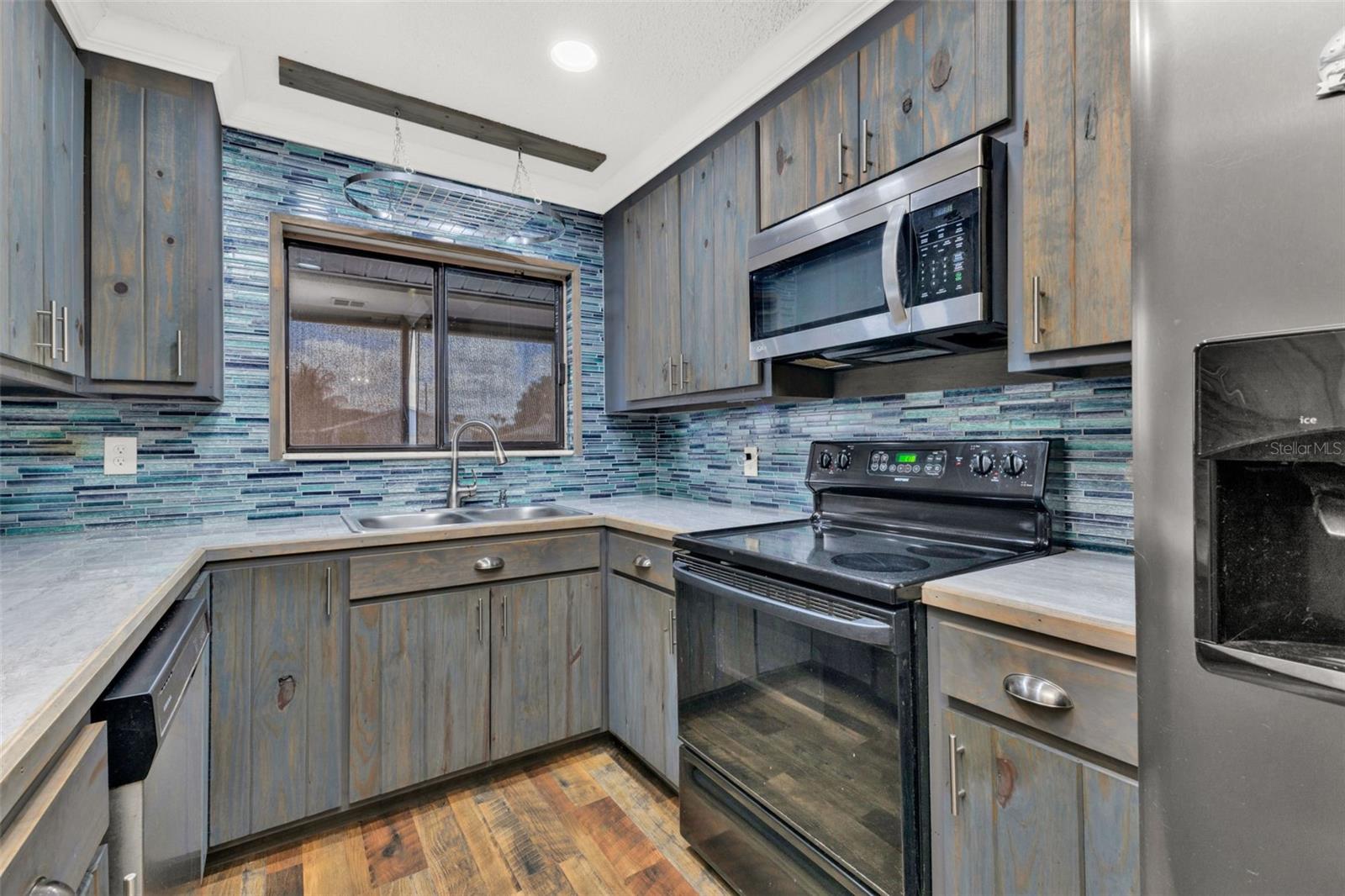 1337 SHEEHAN BLVD, PORT CHARLOTTE, FL, 33952