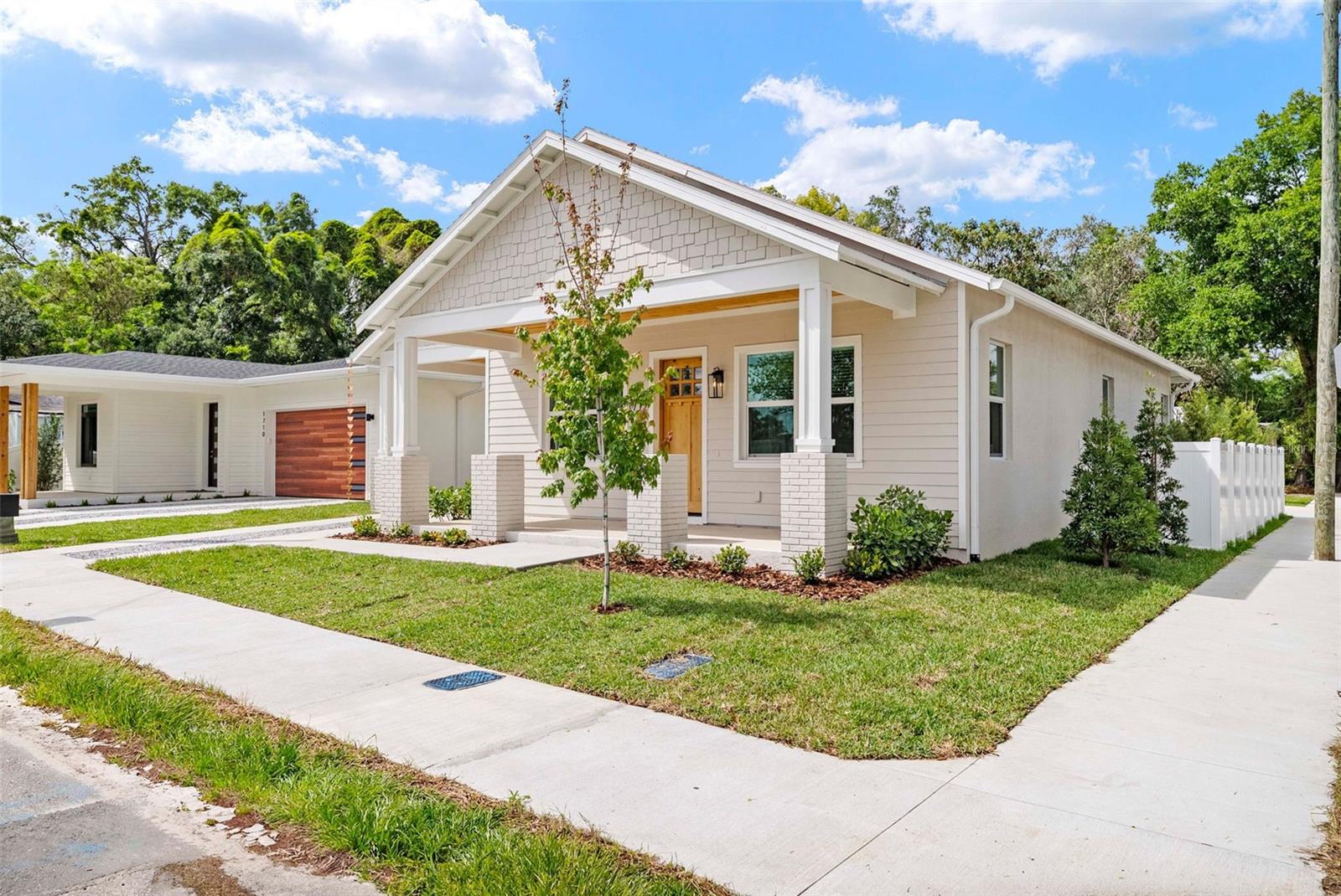 1712 E COMANCHE AVE, TAMPA, FL, 33610