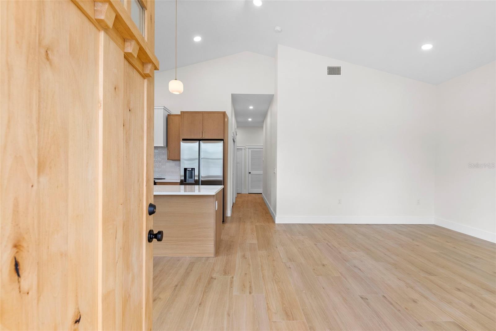 1712 E COMANCHE AVE, TAMPA, FL, 33610