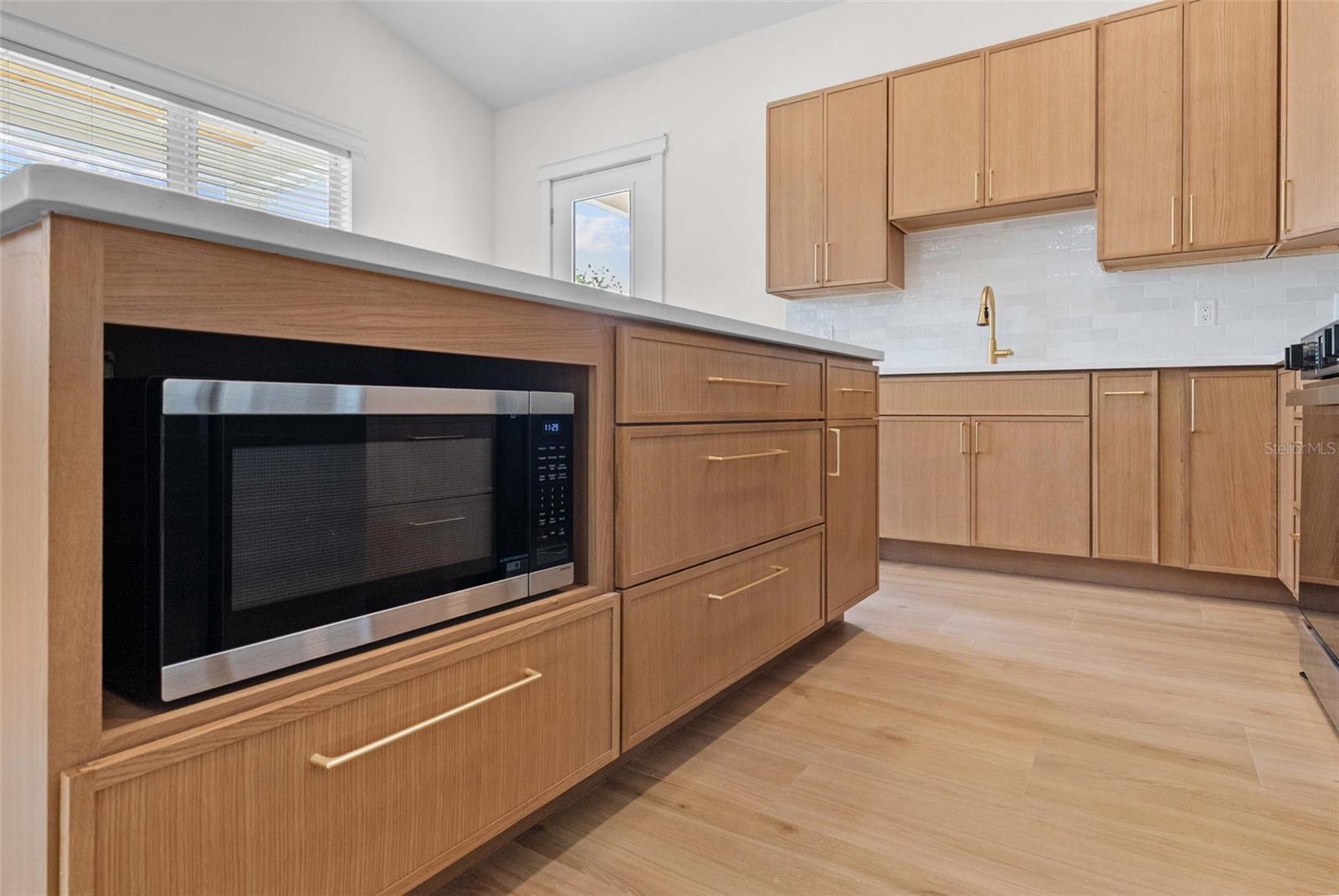 1712 E COMANCHE AVE, TAMPA, FL, 33610