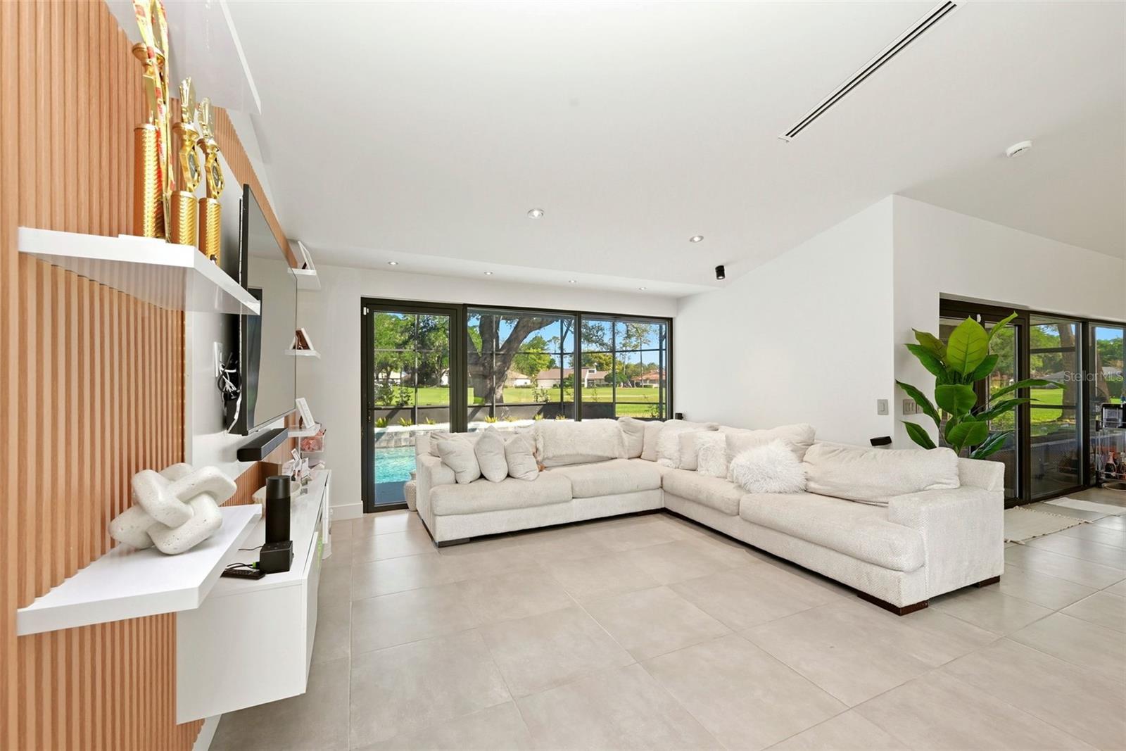 6747 EDGEWORTH DR, ORLANDO, FL, 32819