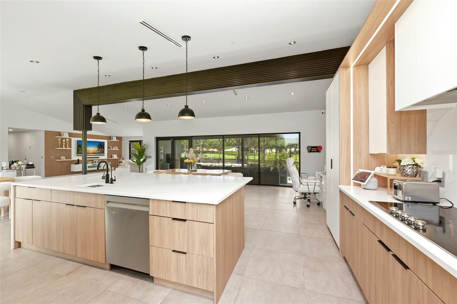 6747 EDGEWORTH DR, ORLANDO, FL, 32819