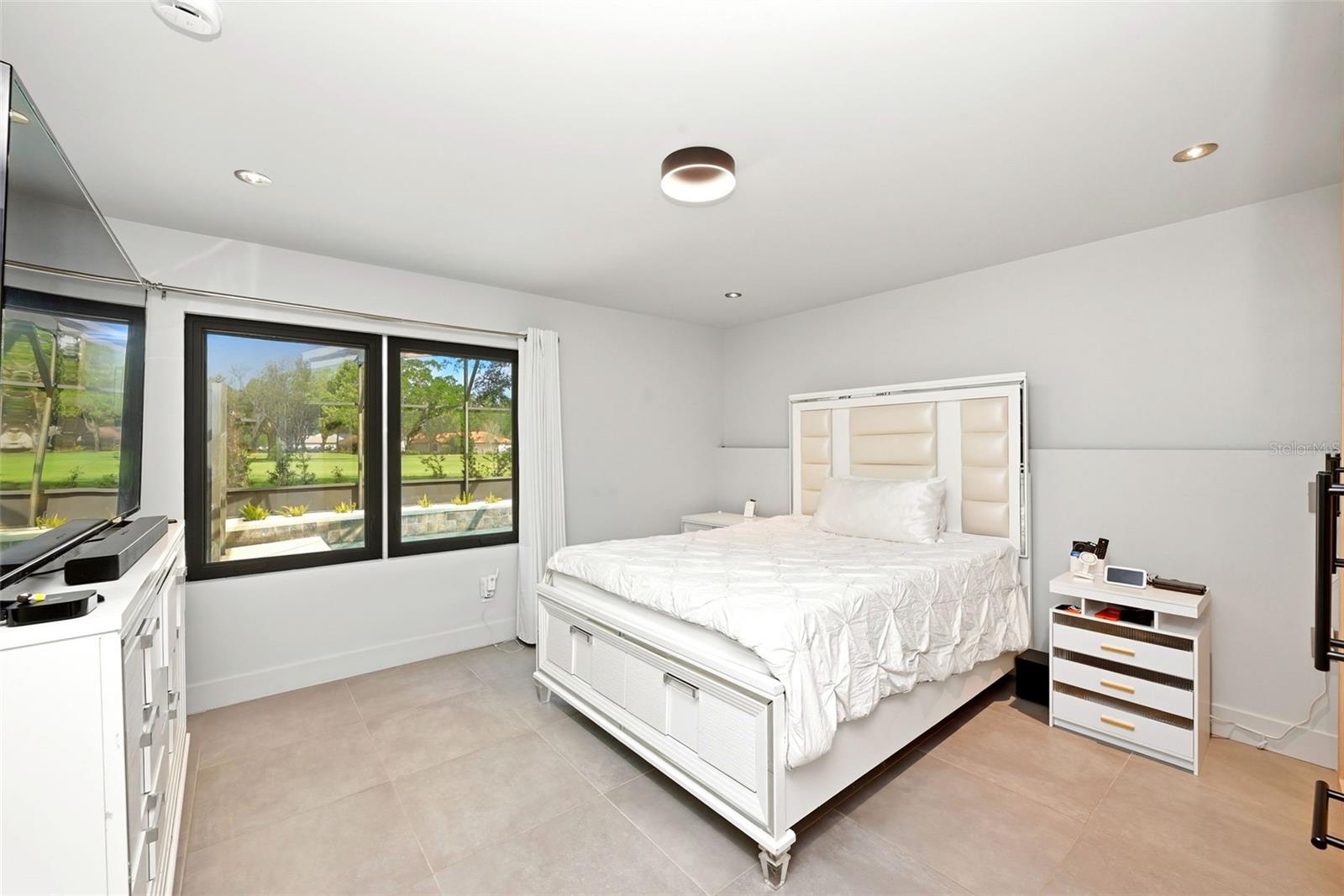 6747 EDGEWORTH DR, ORLANDO, FL, 32819