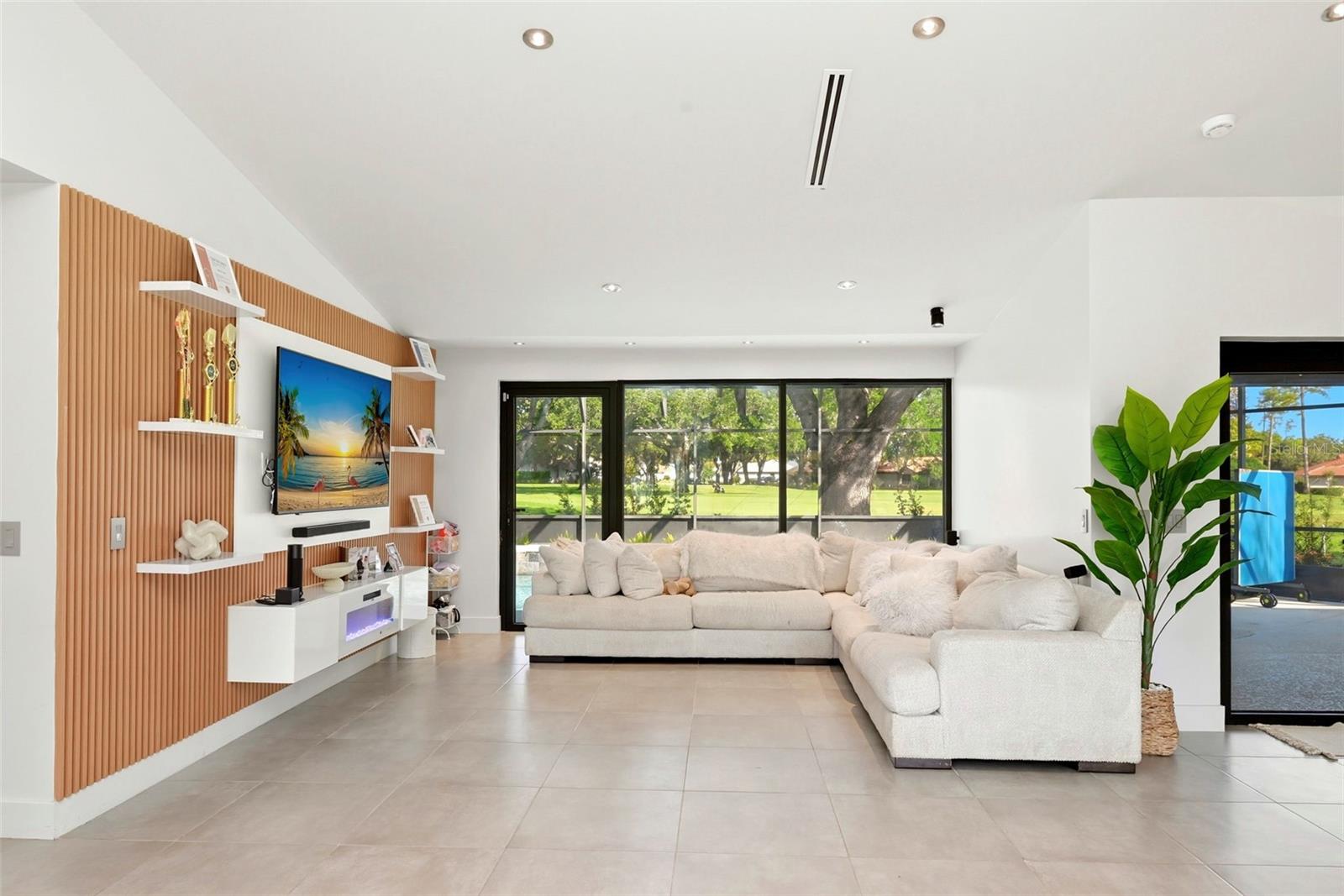 6747 EDGEWORTH DR, ORLANDO, FL, 32819