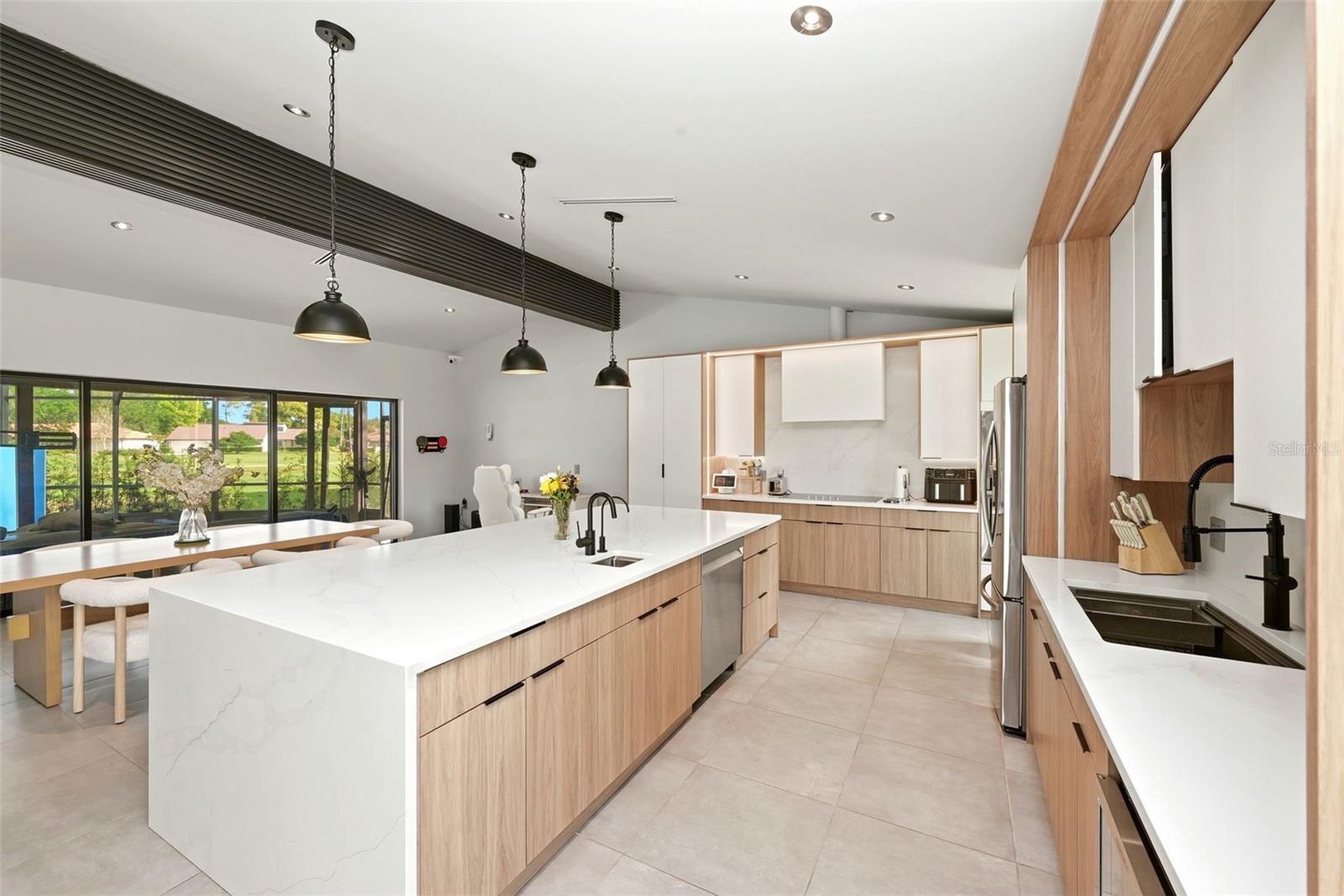 6747 EDGEWORTH DR, ORLANDO, FL, 32819