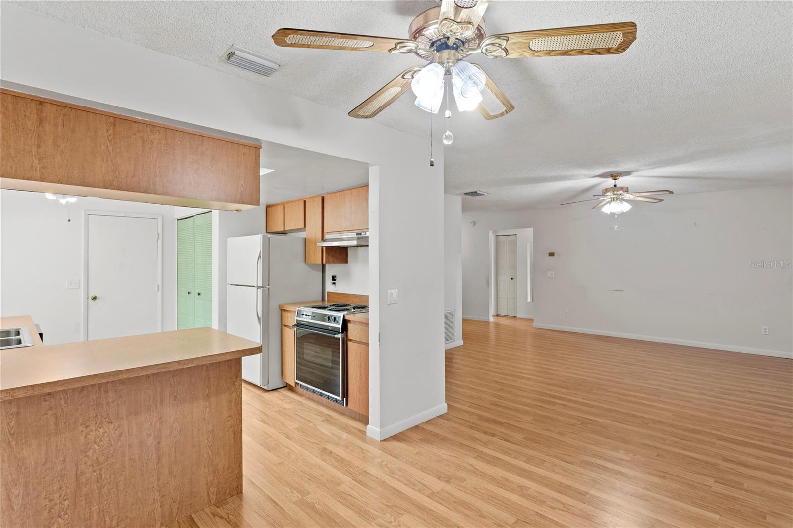 9247 CAMINO VILLA BLVD, TAMPA, FL, 33635