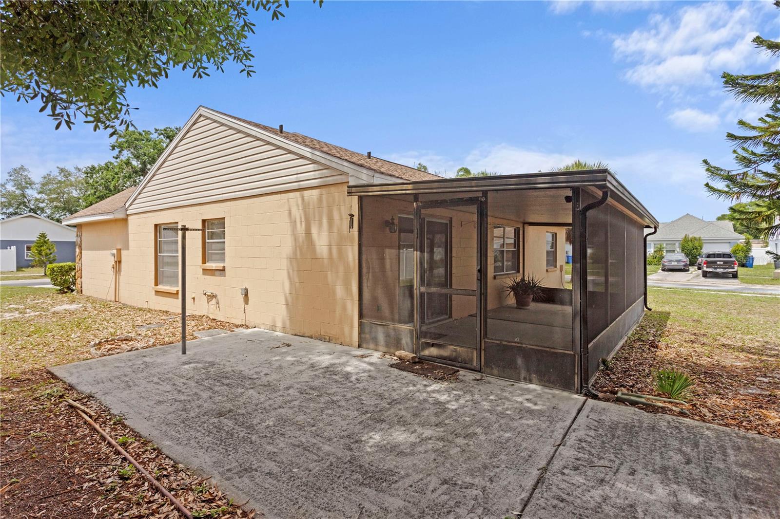 9247 CAMINO VILLA BLVD, TAMPA, FL, 33635