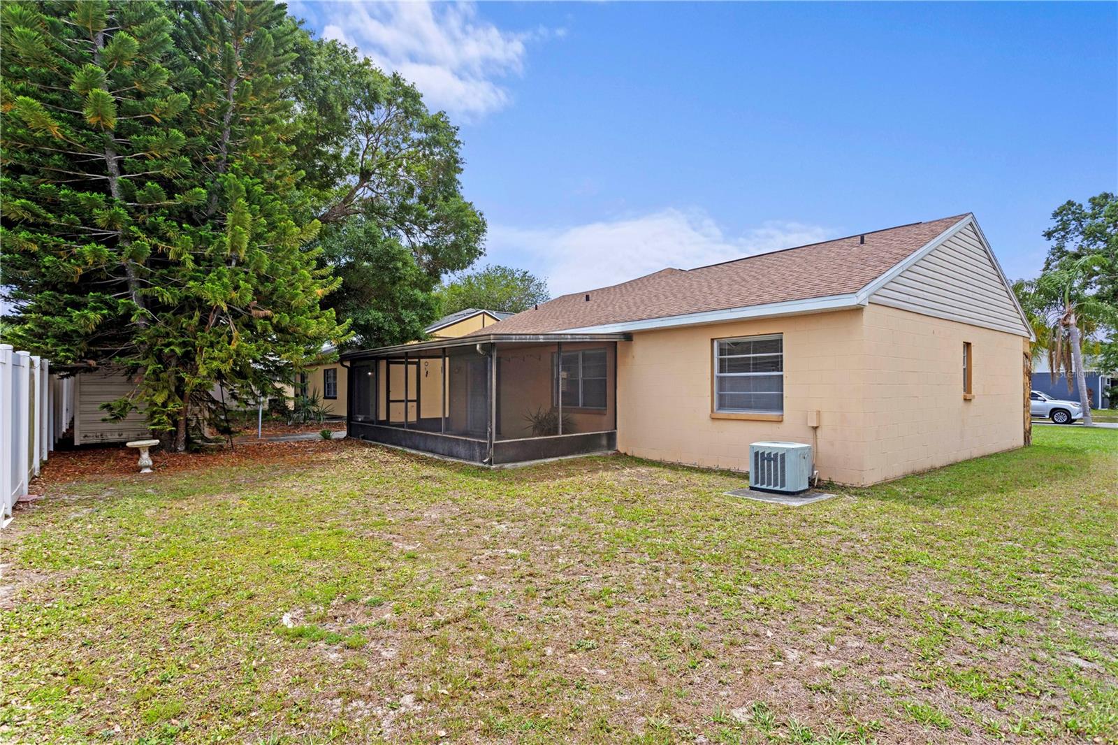 9247 CAMINO VILLA BLVD, TAMPA, FL, 33635