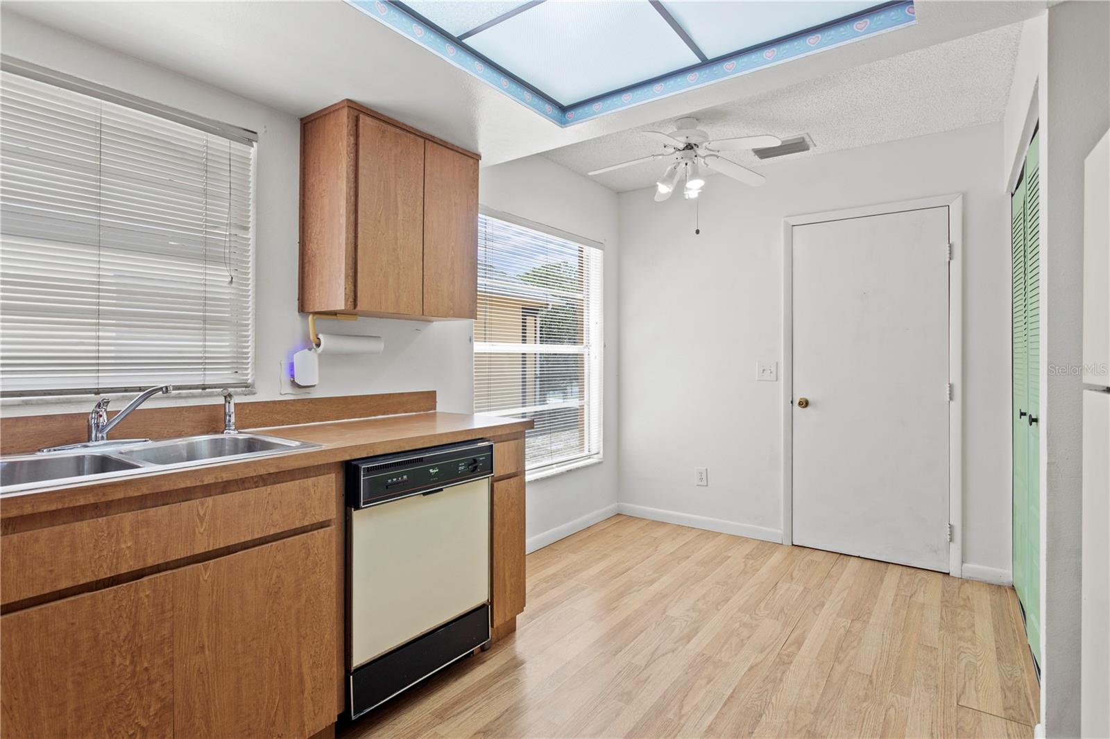 9247 CAMINO VILLA BLVD, TAMPA, FL, 33635