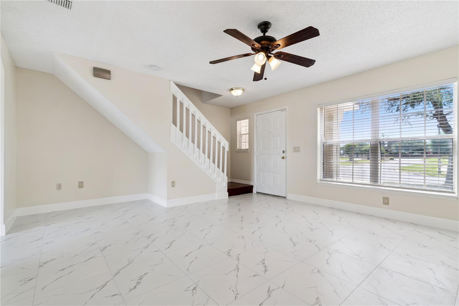 1582 CAREY GLEN CIR, ORLANDO, FL, 32824