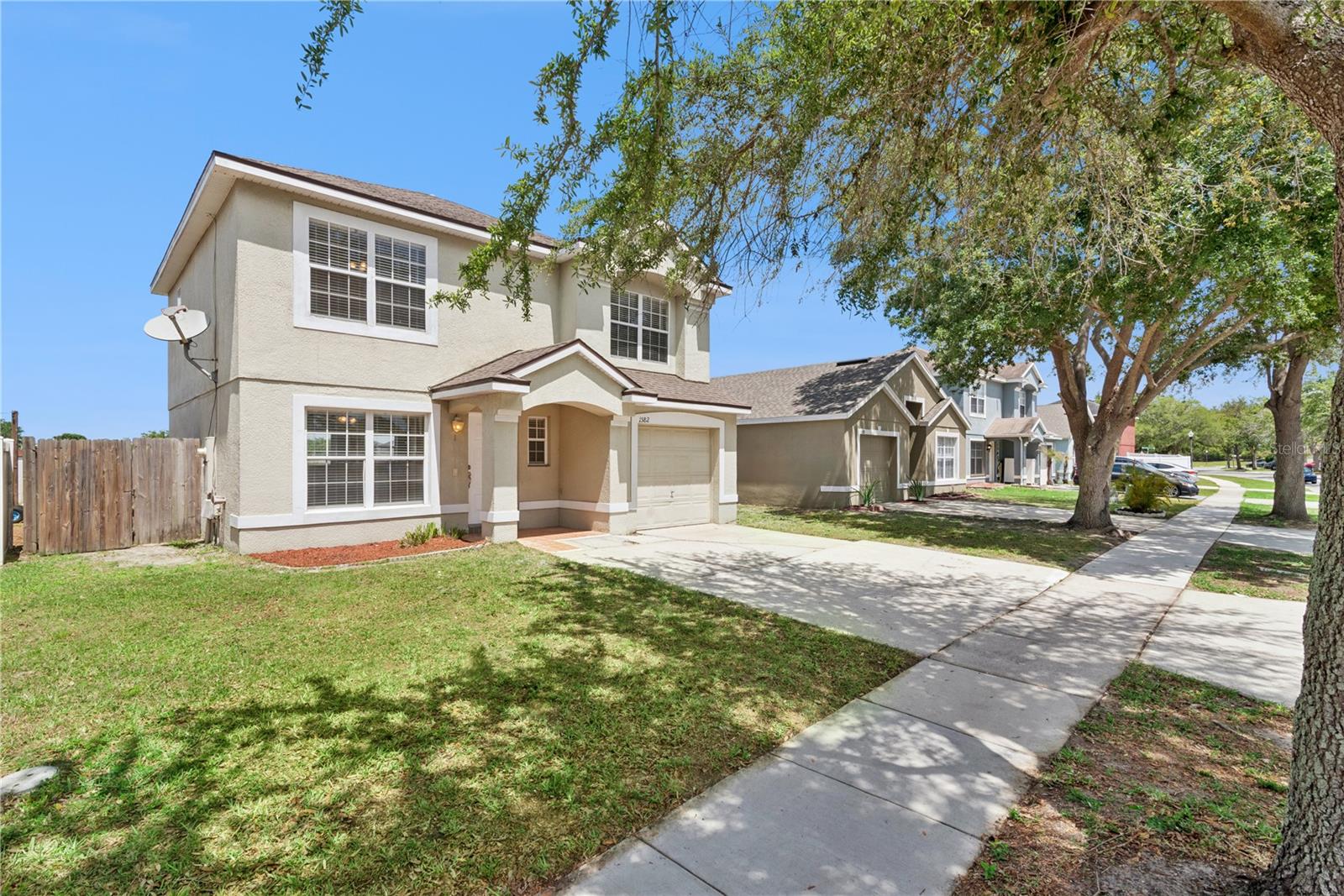 1582 CAREY GLEN CIR, ORLANDO, FL, 32824