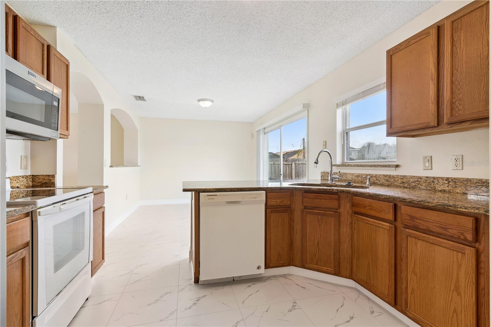 1582 CAREY GLEN CIR, ORLANDO, FL, 32824