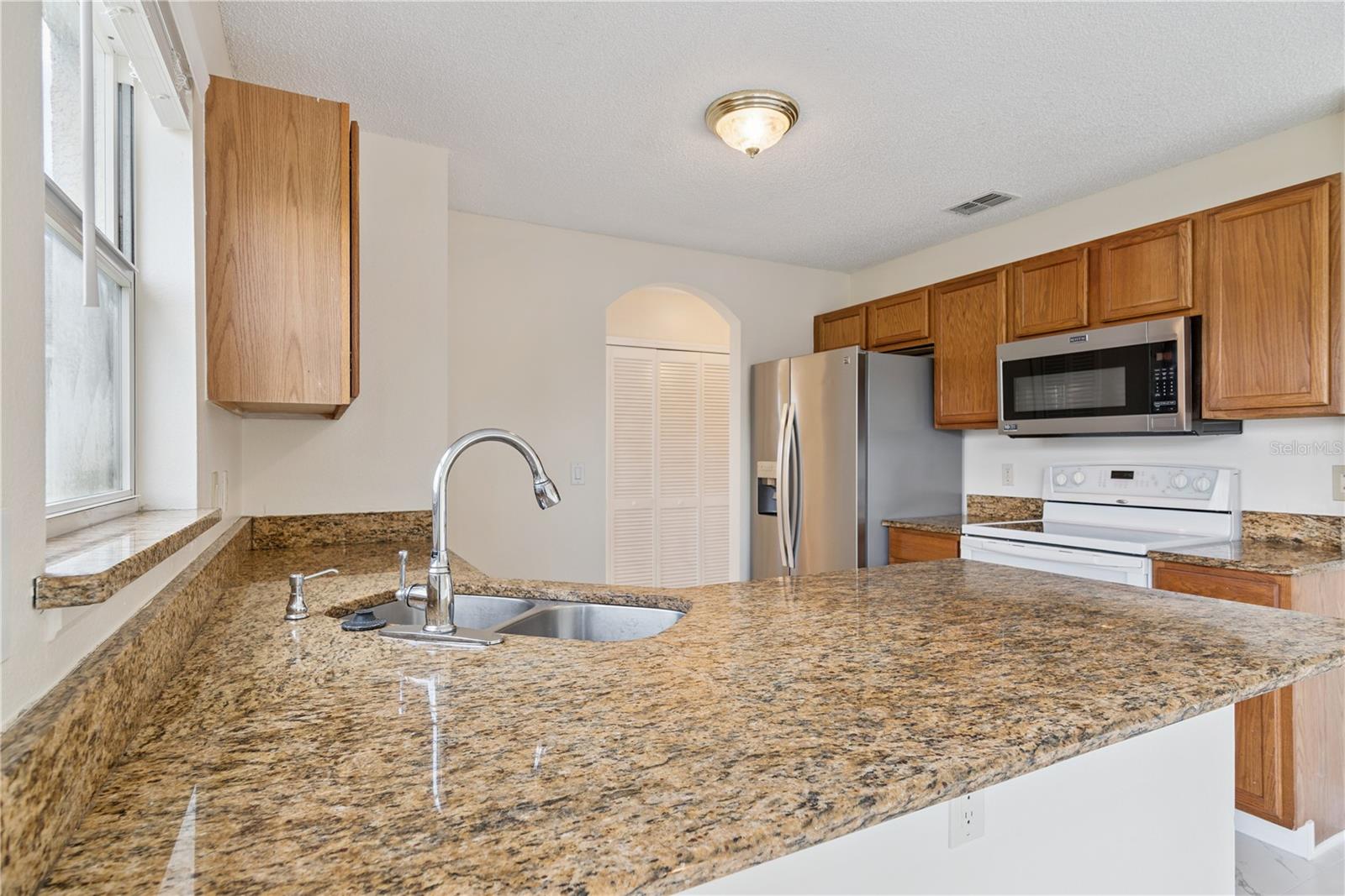 1582 CAREY GLEN CIR, ORLANDO, FL, 32824