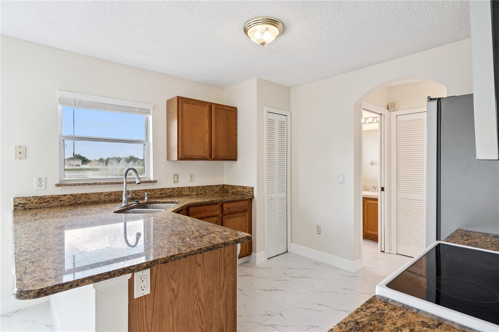 1582 CAREY GLEN CIR, ORLANDO, FL, 32824