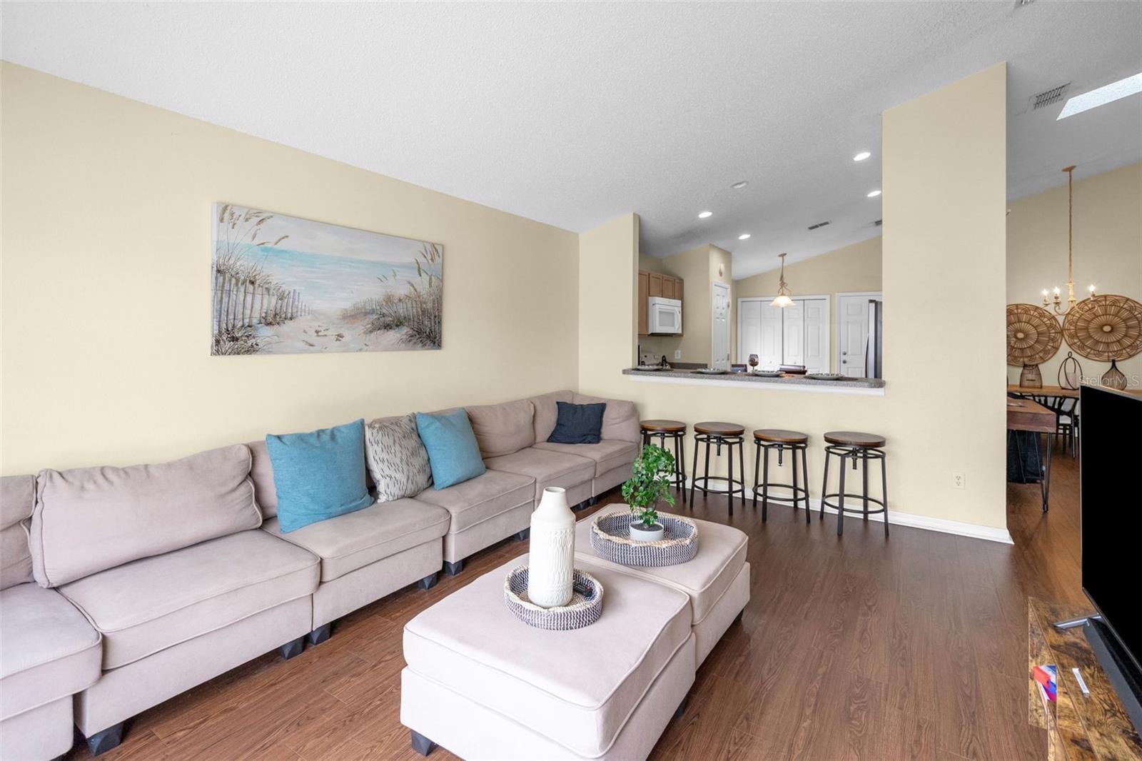 1104 BLOOMINGDALE DR, DAVENPORT, FL, 33897