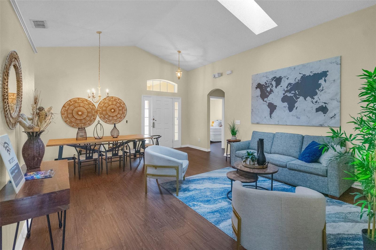 1104 BLOOMINGDALE DR, DAVENPORT, FL, 33897