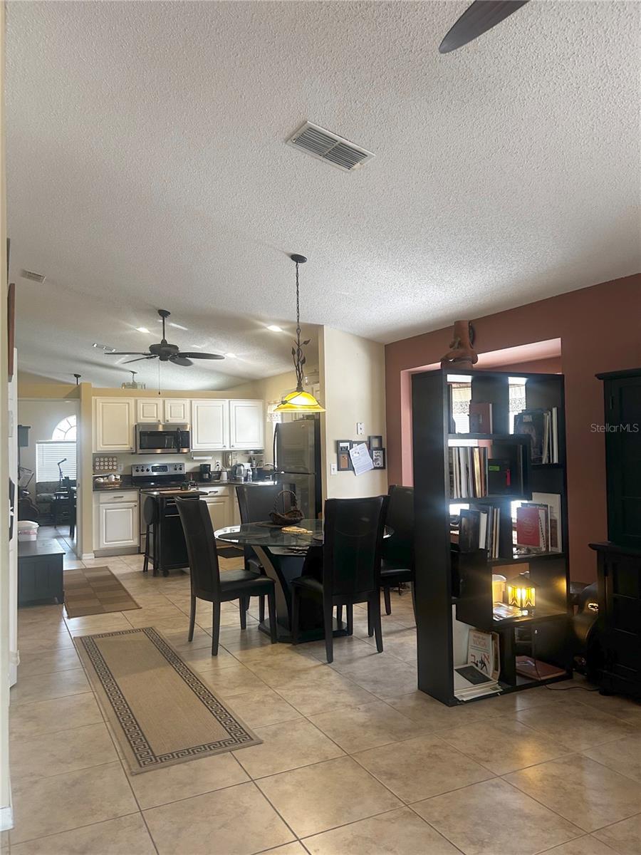 5632 MARIWOOD DR, ORLANDO, FL, 32810